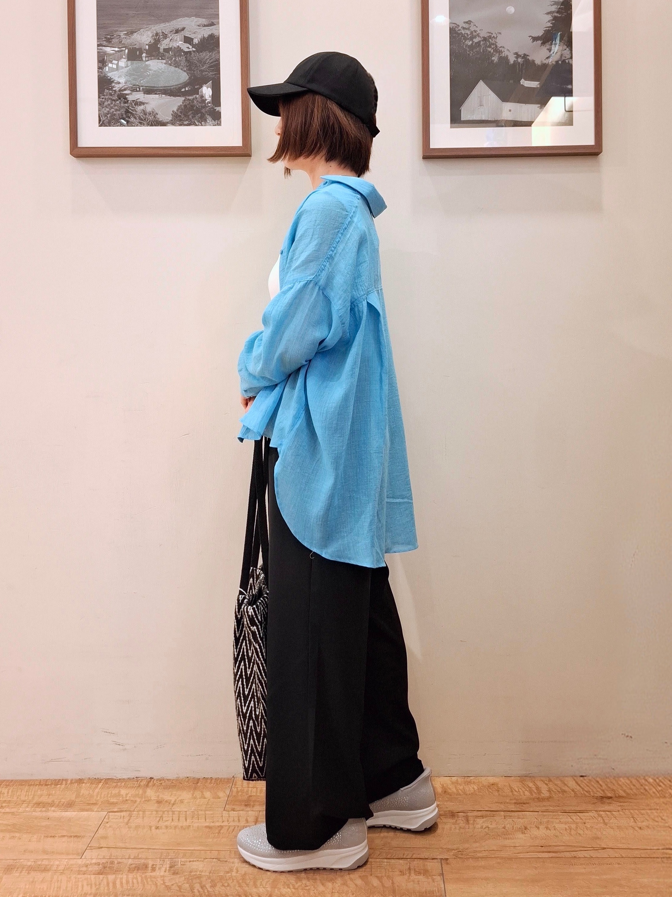 まあるさんの「SHOO･LA･RUE｜【体型カバー】ふんわり質感 やわらかこなれシアーシャツ」を使ったコーディネート