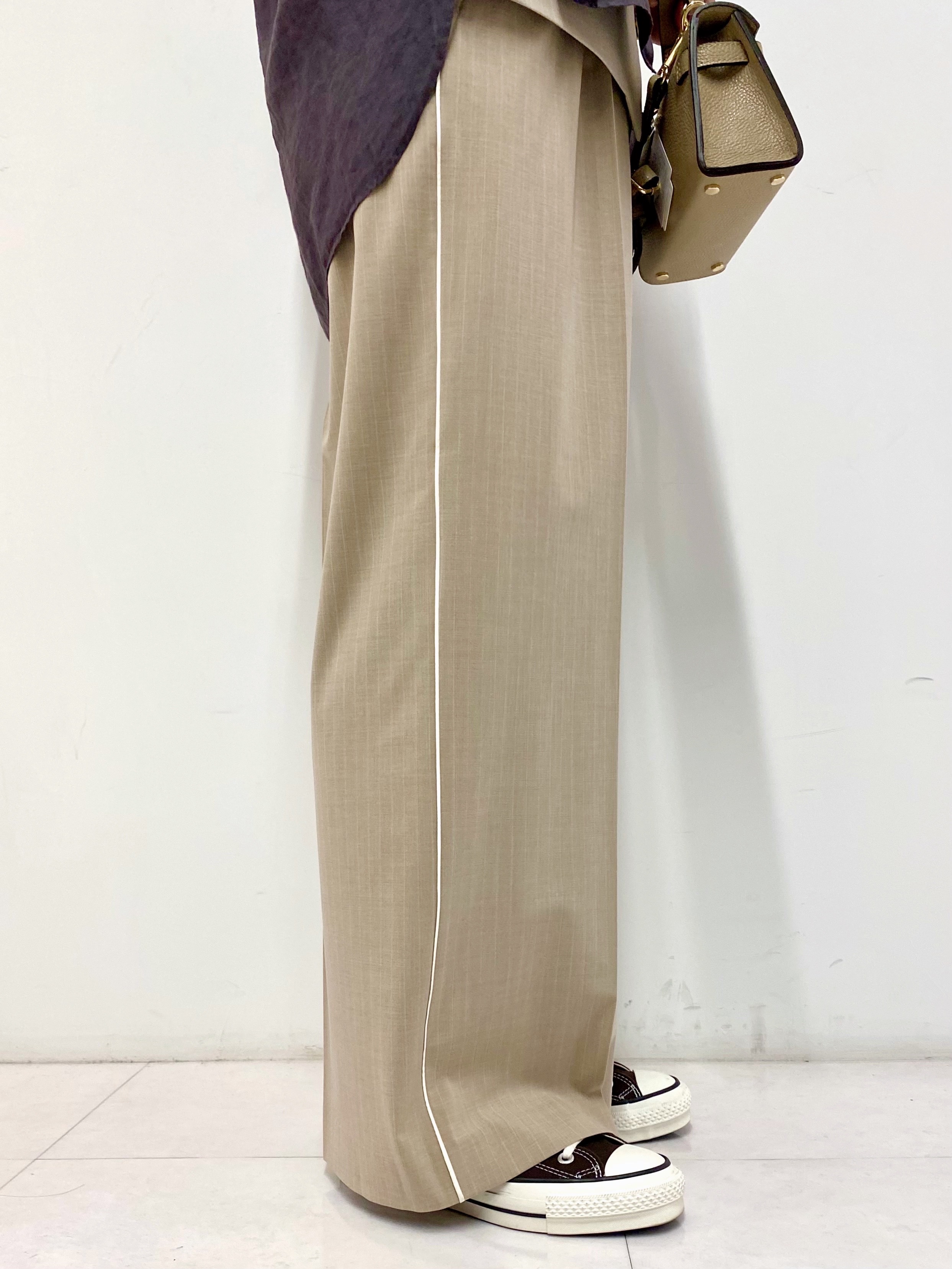Sawaguchiさんの「DRESSTERIOR｜【人気定番/ウォッシャブル】ガーメントダイラミーシャツ」を使ったコーディネート
