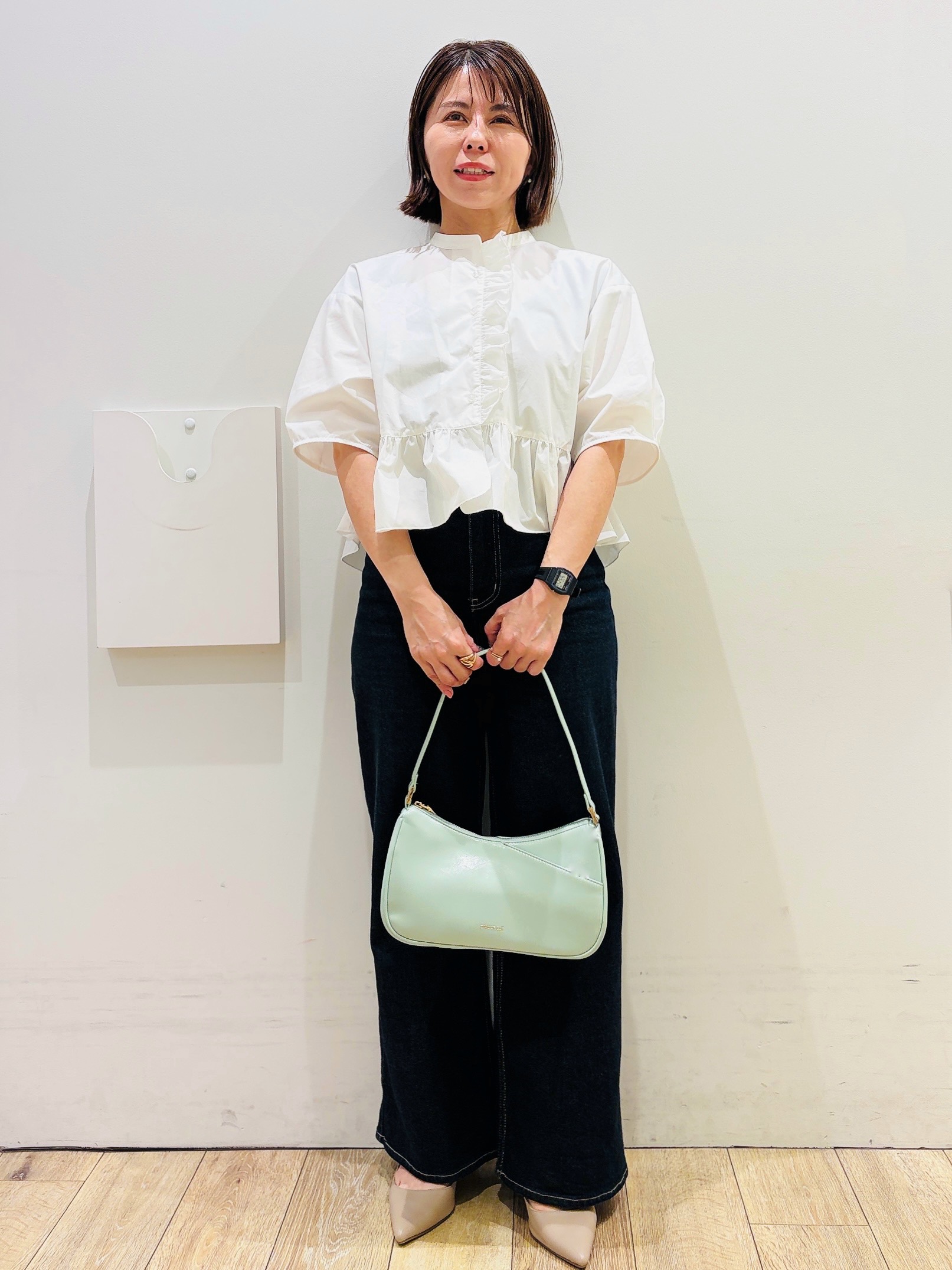 YUKOさんの「index｜フリルペプラムシャツブラウス【洗濯機OK】」を使ったコーディネート