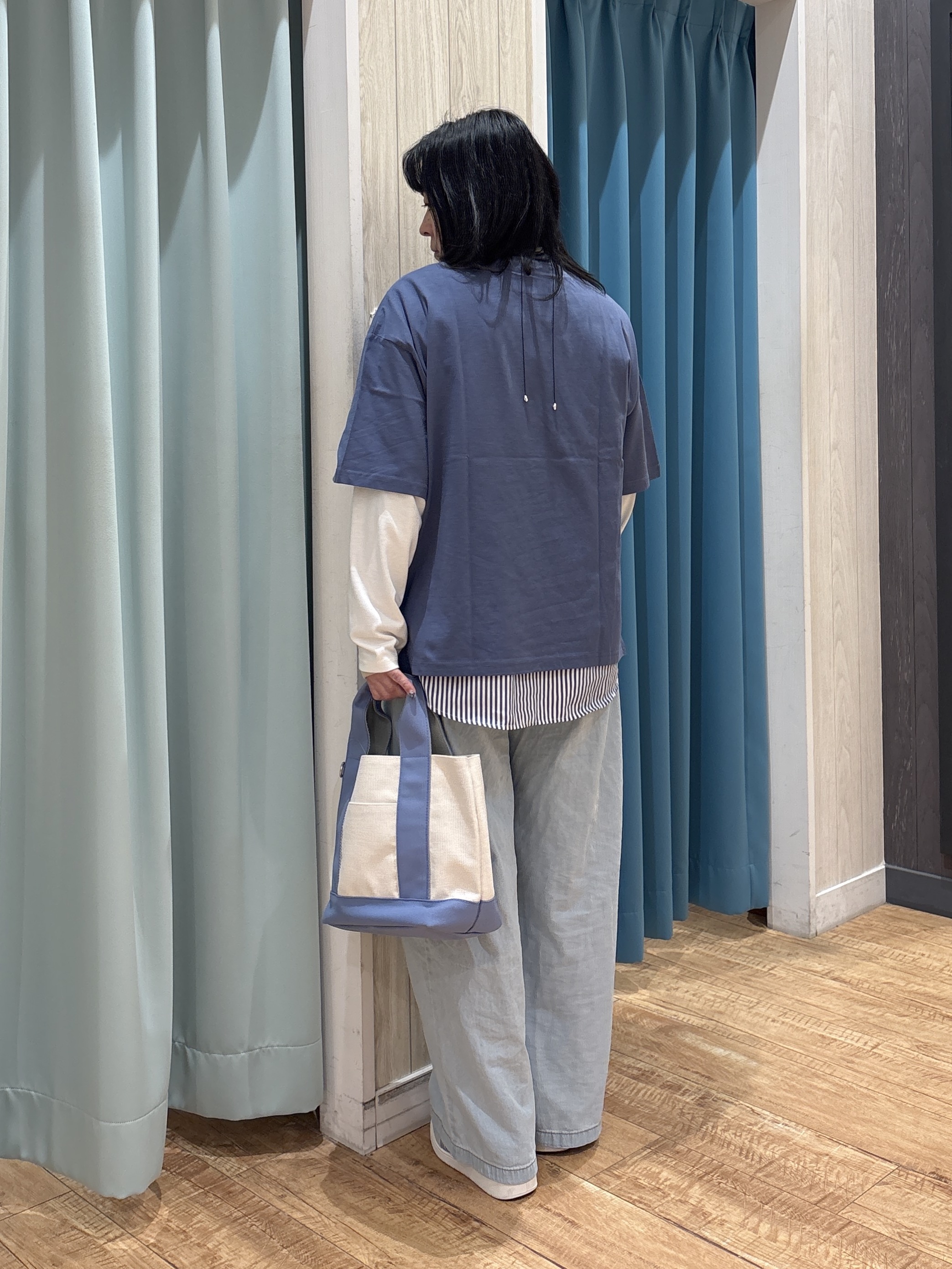わかさんの「SHOO･LA･RUE｜【綿100％/S-LL/プチプラ】選べる3柄 プリントアソートTシャツ」を使ったコーディネート