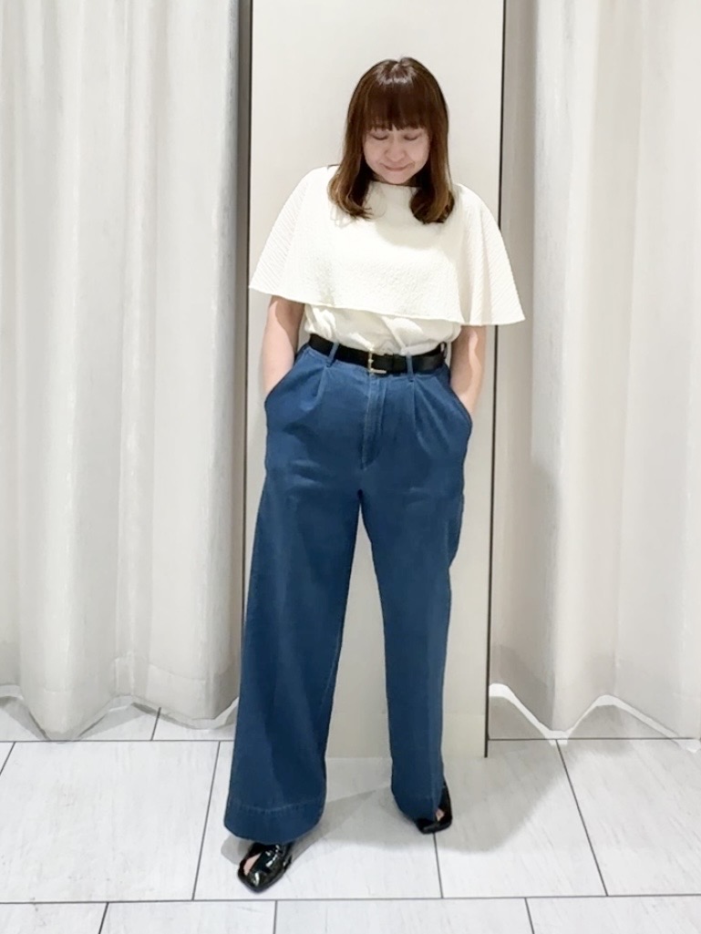 ʏᴜᴋɪᴋᴏさんの「UNTITLED｜【洗える/ストレッチ性/フェミニン】ケープデザインブラウス」を使ったコーディネート