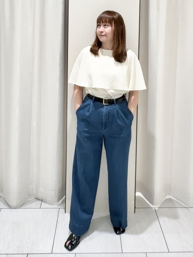 ʏᴜᴋɪᴋᴏさんの「UNTITLED｜【洗える/ストレッチ性/フェミニン】ケープデザインブラウス」を使ったコーディネート