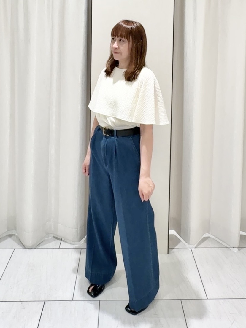 ʏᴜᴋɪᴋᴏさんの「UNTITLED｜【洗える/ストレッチ性/フェミニン】ケープデザインブラウス」を使ったコーディネート