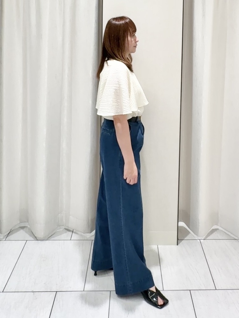 ʏᴜᴋɪᴋᴏさんの「UNTITLED｜【洗える/ストレッチ性/フェミニン】ケープデザインブラウス」を使ったコーディネート