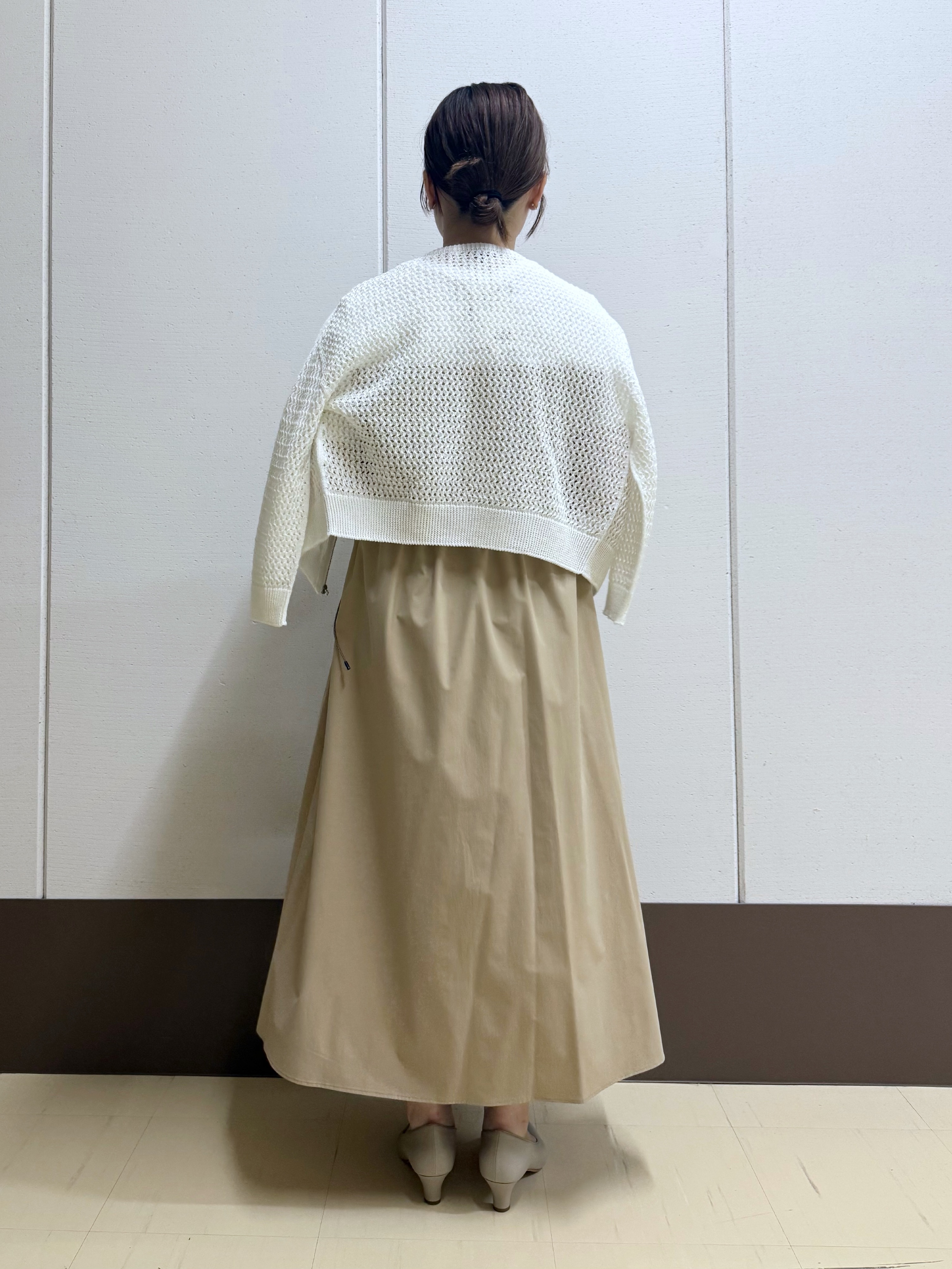 Rikoさんの「INDIVI｜【洗える／1枚でキマる／ドロスト付】ビスチェ風ドッキングTワンピース」を使ったコーディネート