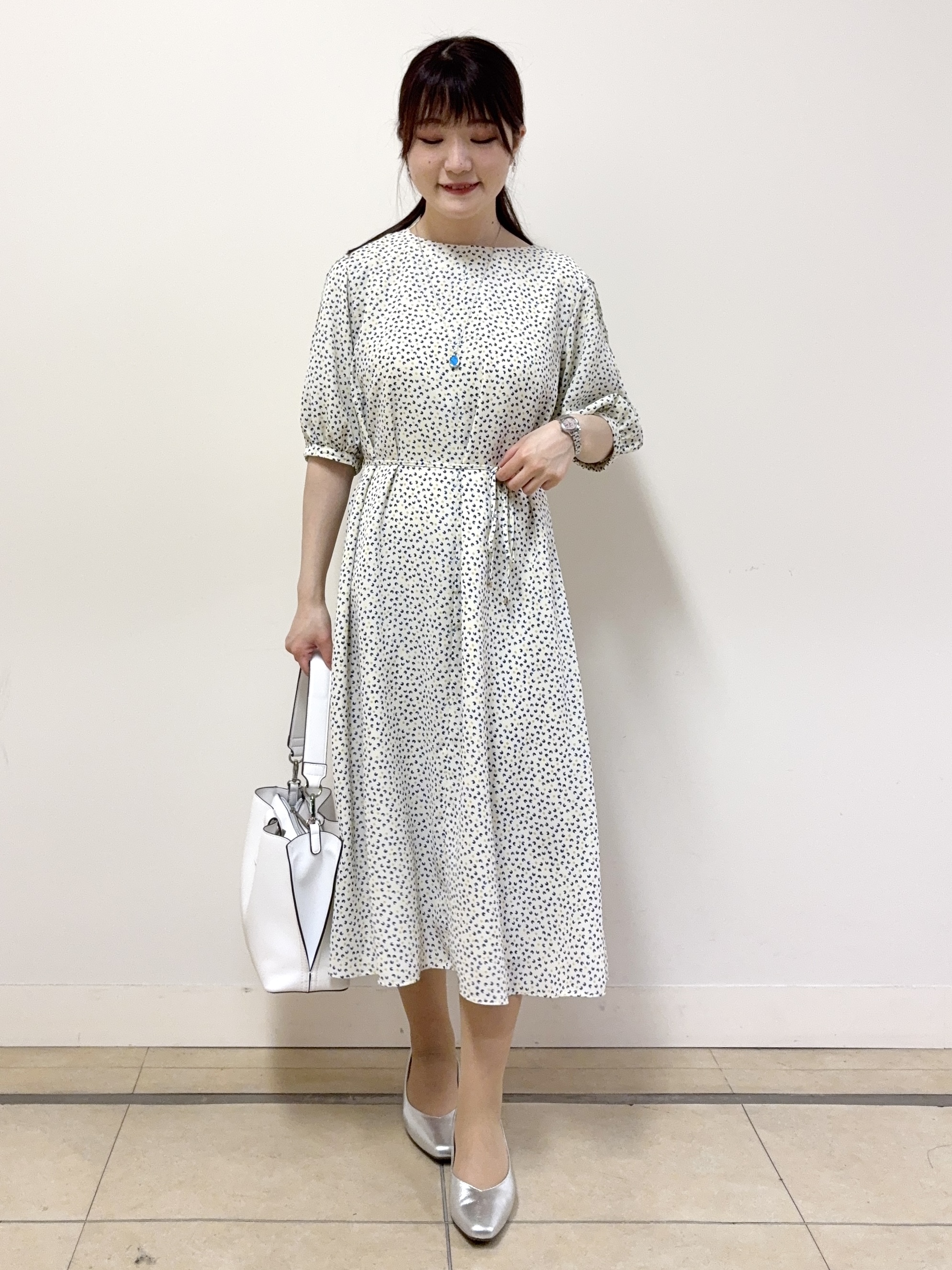 mikiさんの「Reflect｜シフォンスリーブワンピース」を使ったコーディネート