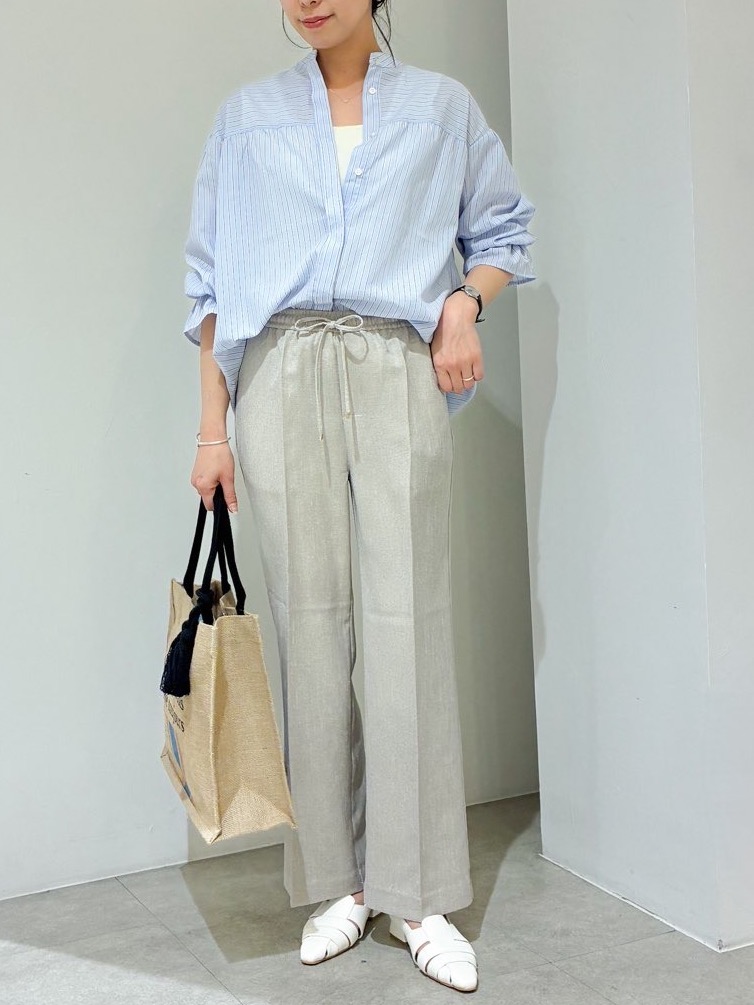 kanakoさんの「grove｜【貴島明日香さん着用／イージーケア／接触冷感】麻混スタンドギャザーシャツ」を使ったコーディネート