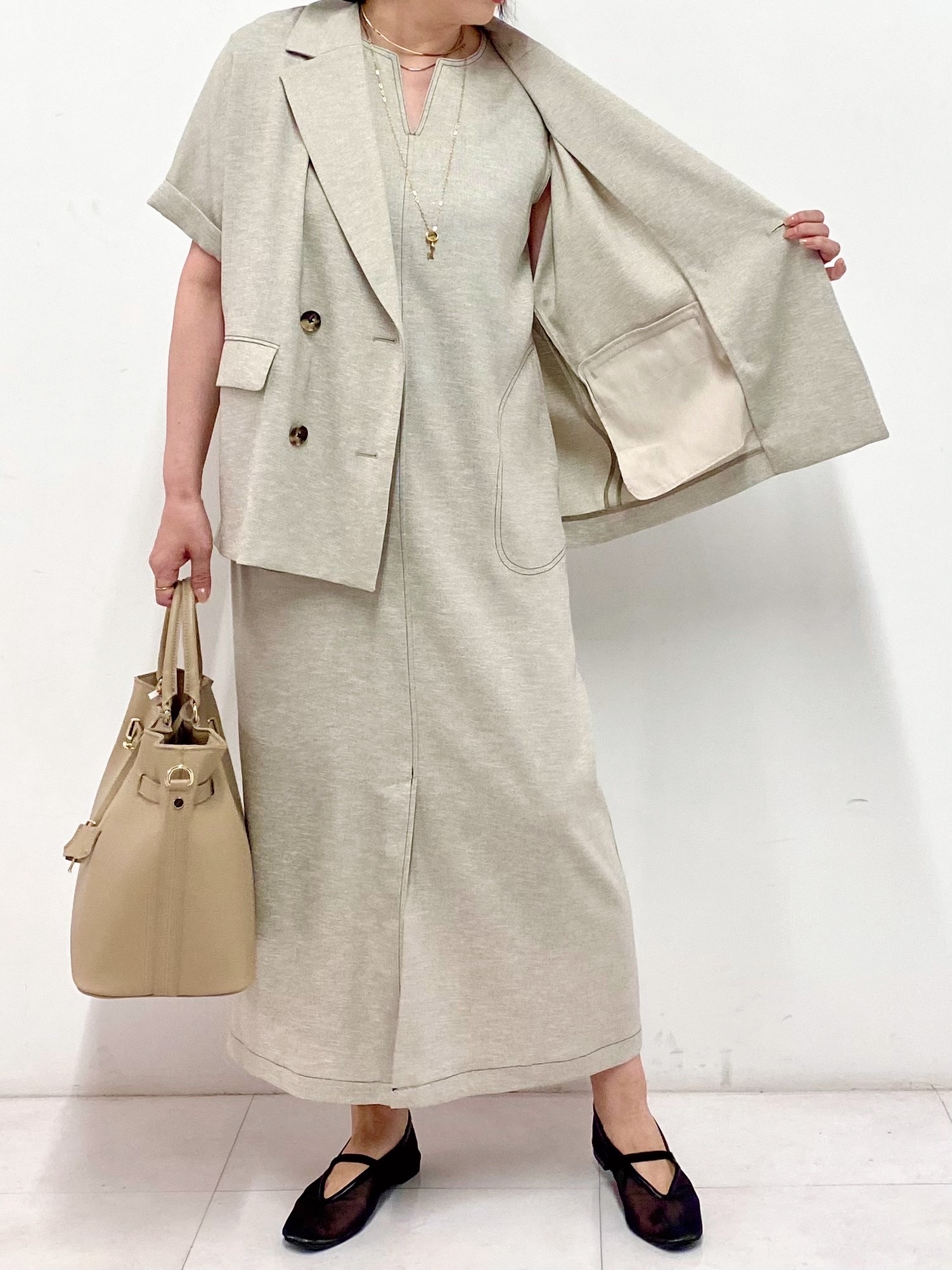 Sawaguchiさんの「DRESSTERIOR｜【セットアップ可/UVカット/接触冷感/吸水速乾】ウォッシャブル リネンライクドルマンジャケット」を使ったコーディネート