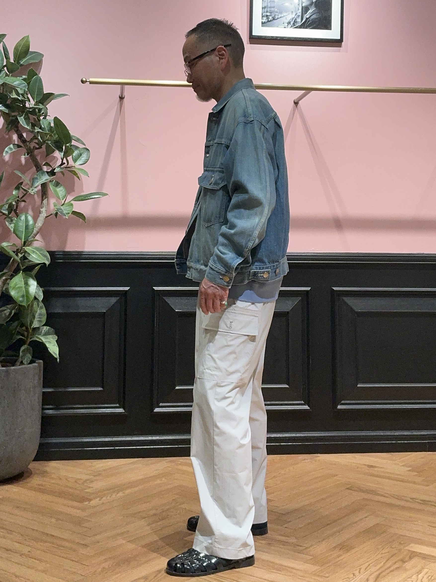torigoeさんの「DRESSTERIOR｜◆GRAPHPAPER（グラフペーパー）SELVAGE DENIM JACKET｜デニムジャケット」を使ったコーディネート