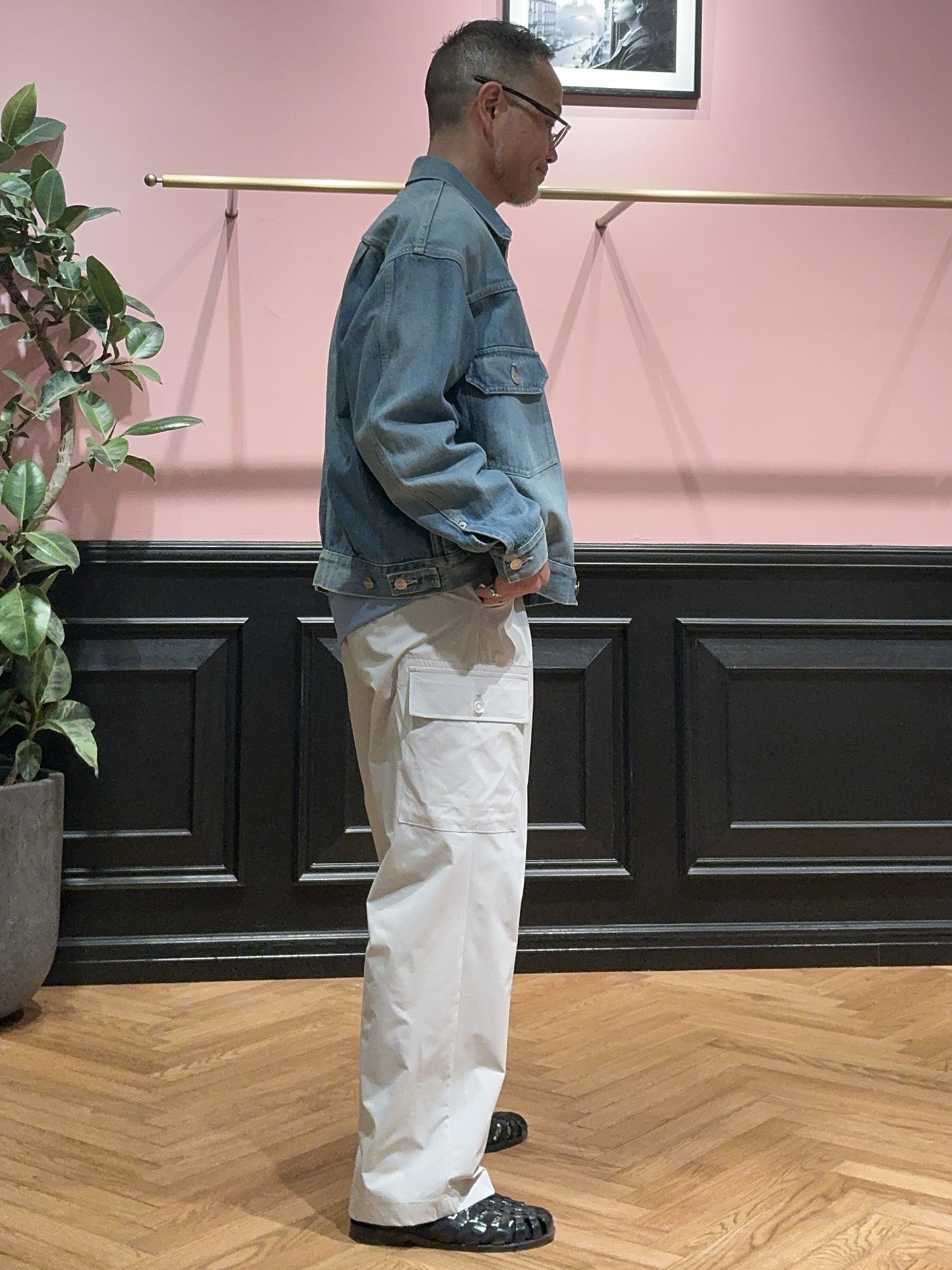torigoeさんの「DRESSTERIOR｜◆GRAPHPAPER（グラフペーパー）SELVAGE DENIM JACKET｜デニムジャケット」を使ったコーディネート