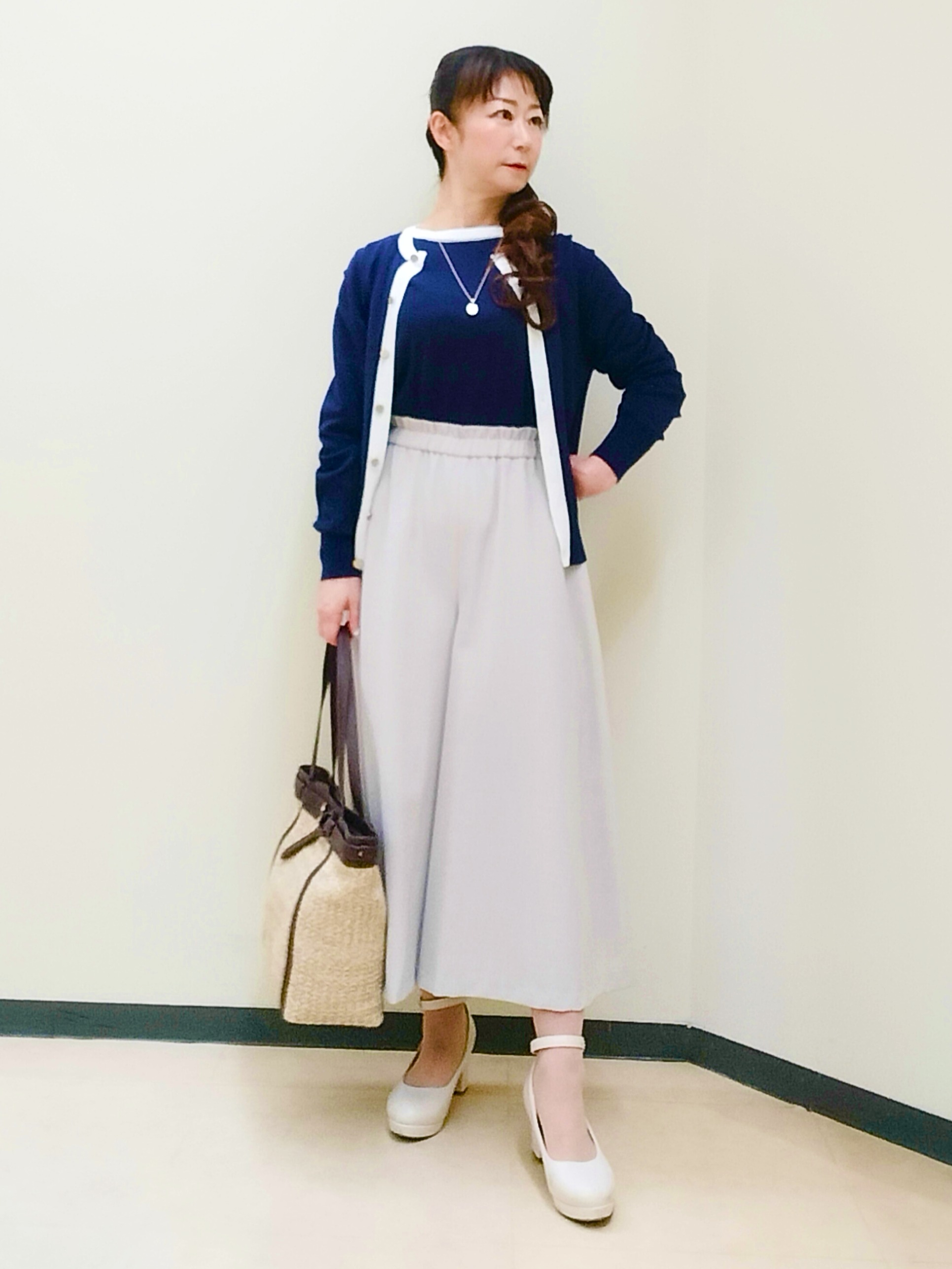 花さんの「Reflect｜【アンサンブル可】バイカラーカーディガン」を使ったコーディネート