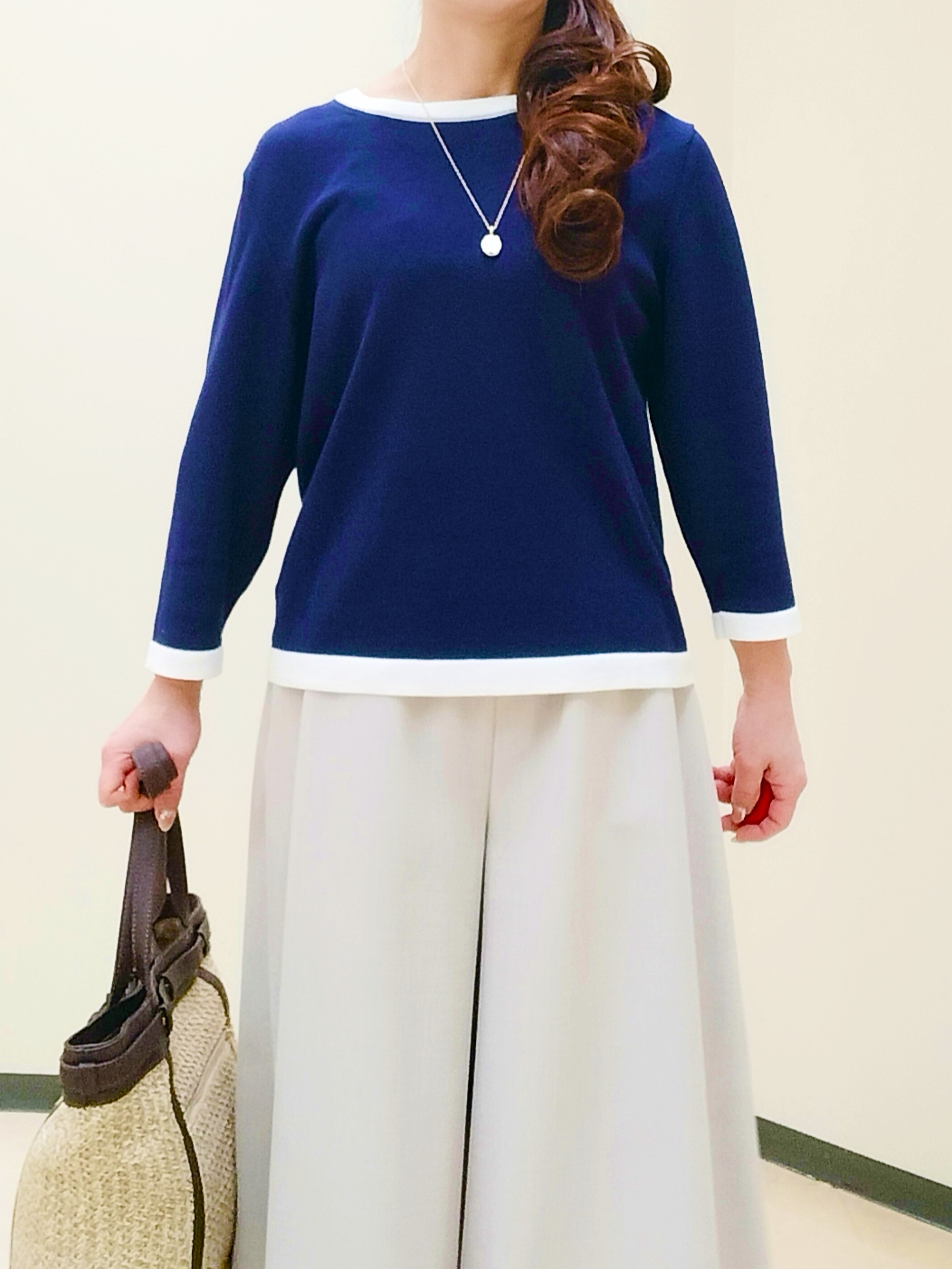 花さんの「Reflect｜【アンサンブル可】バイカラーカーディガン」を使ったコーディネート