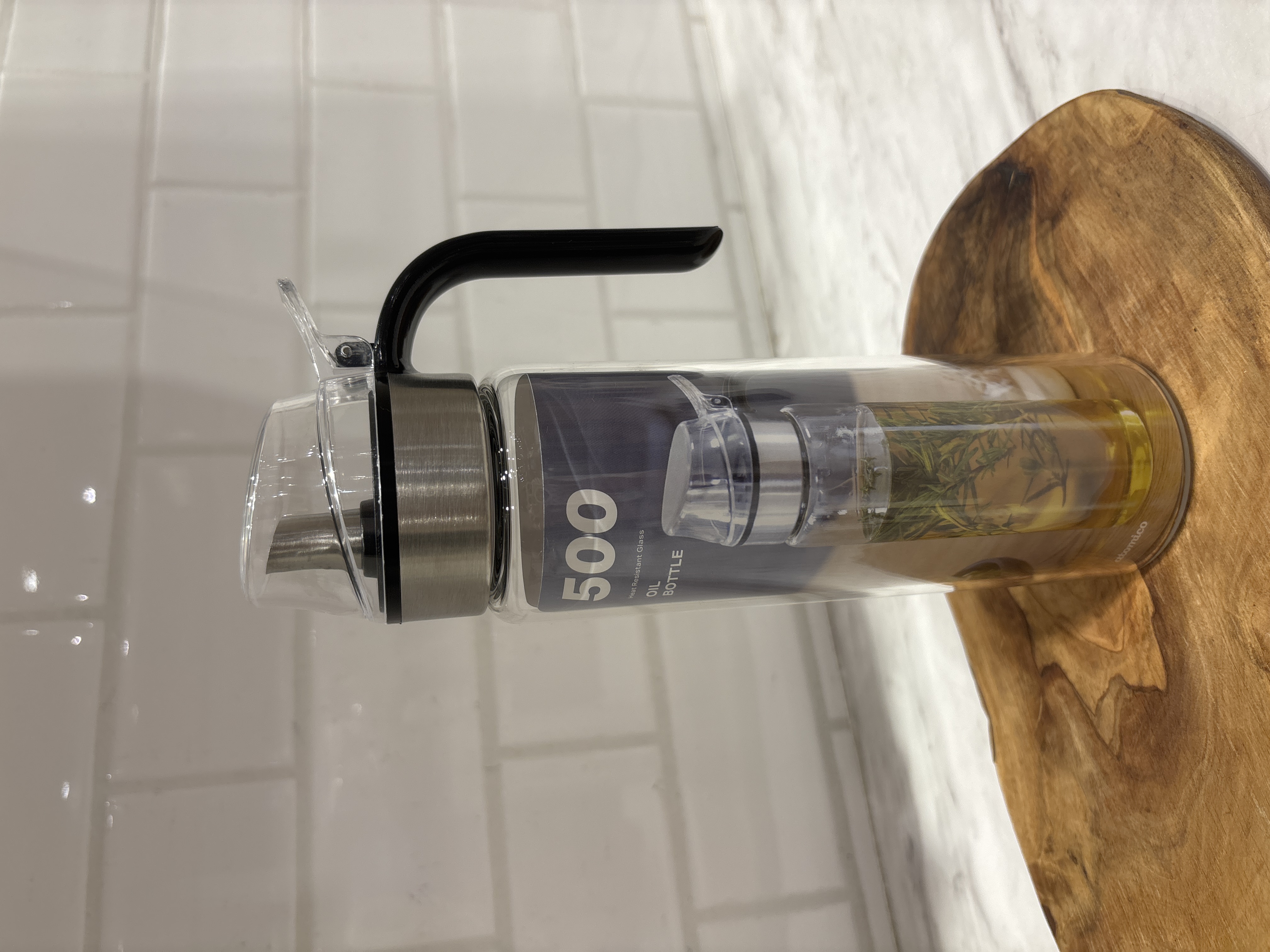 iteさんの「212 KITCHEN STORE｜耐熱ガラスオイルボトル L ＜atomico アトミコ＞」を使ったコーディネート