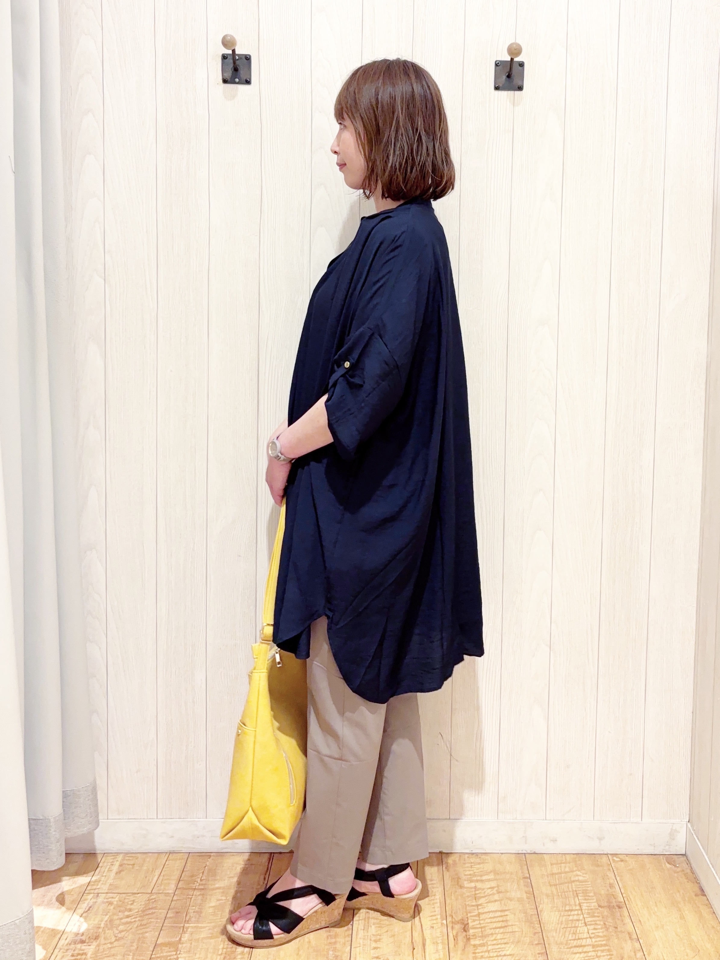 あいこさんの「SHOO･LA･RUE｜【ひんやり/S-LL/洗濯機可】体型カバー叶える 大人のゆるドルマンチュニック」を使ったコーディネート