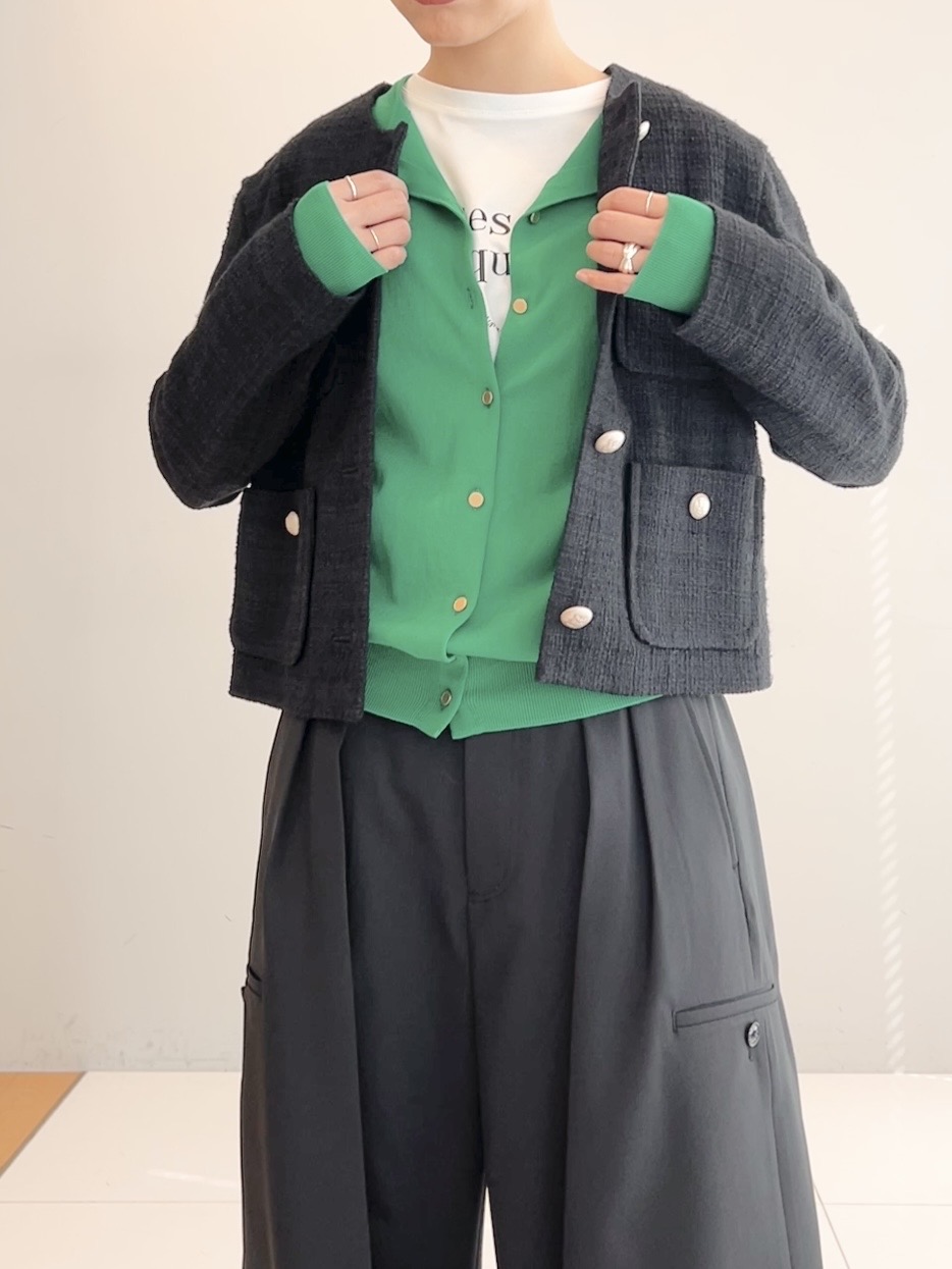 OCHIAIさんの「DRESSTERIOR｜ブラックファンシーツイードジャケット」を使ったコーディネート