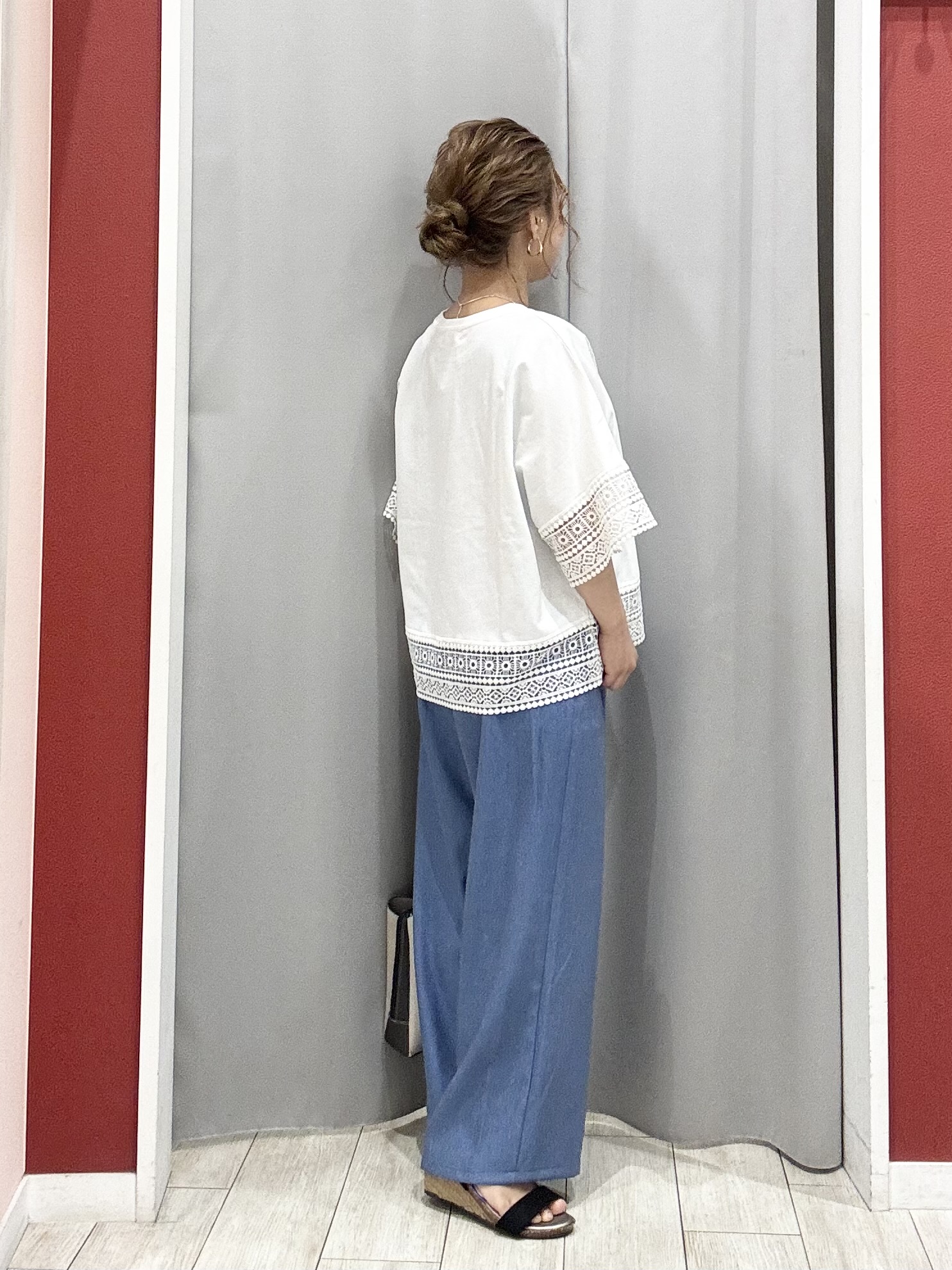 shioさんの「SHOO･LA･RUE｜【洗濯機可/UV/S-LL】程よい透け感 ノーカラーシアーブルゾン」を使ったコーディネート