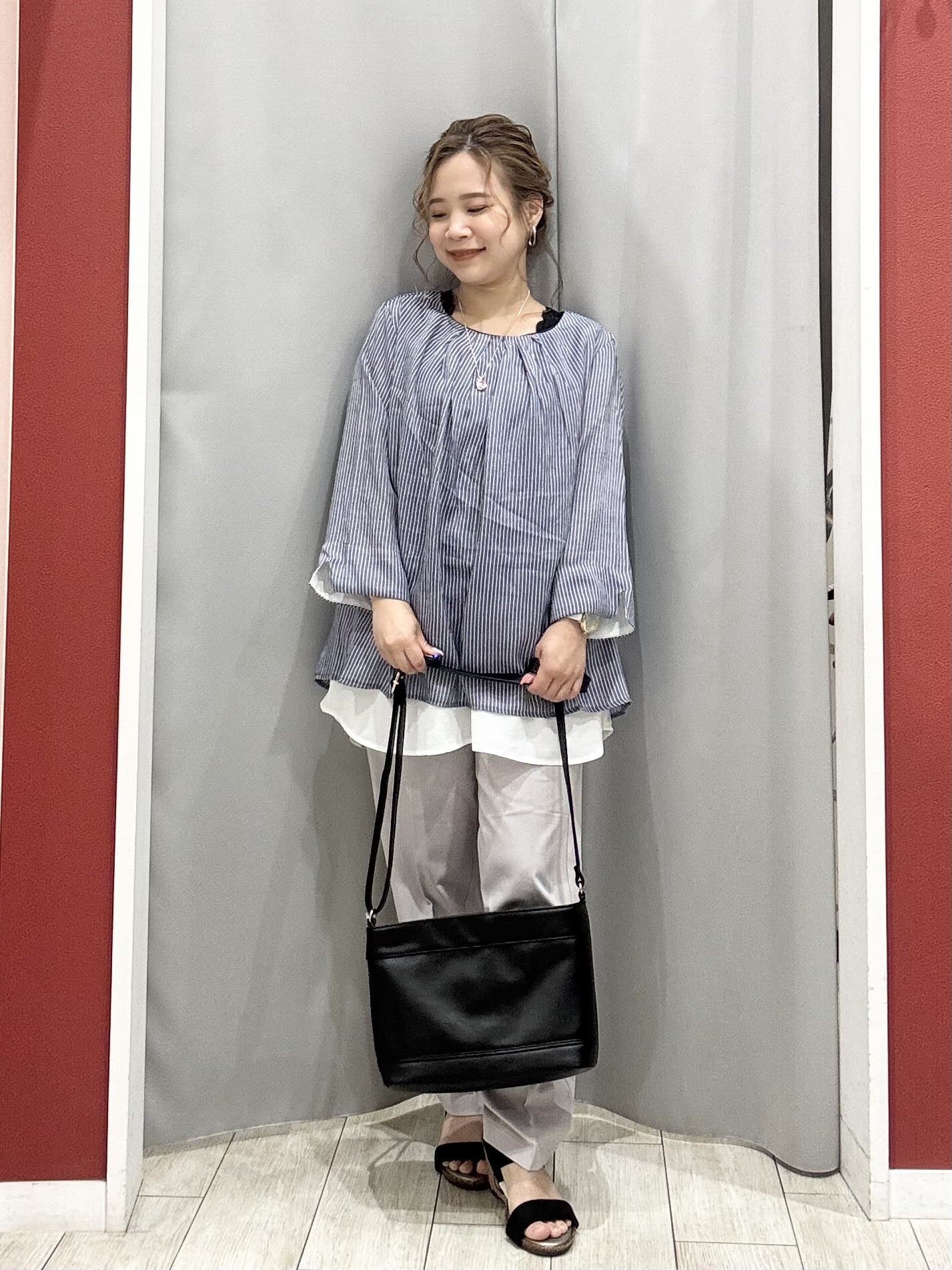 shioさんの「SHOO･LA･RUE｜【洗濯機可/体型カバー】1枚でサマ見え 7分袖スラブレイヤード風トップス」を使ったコーディネート