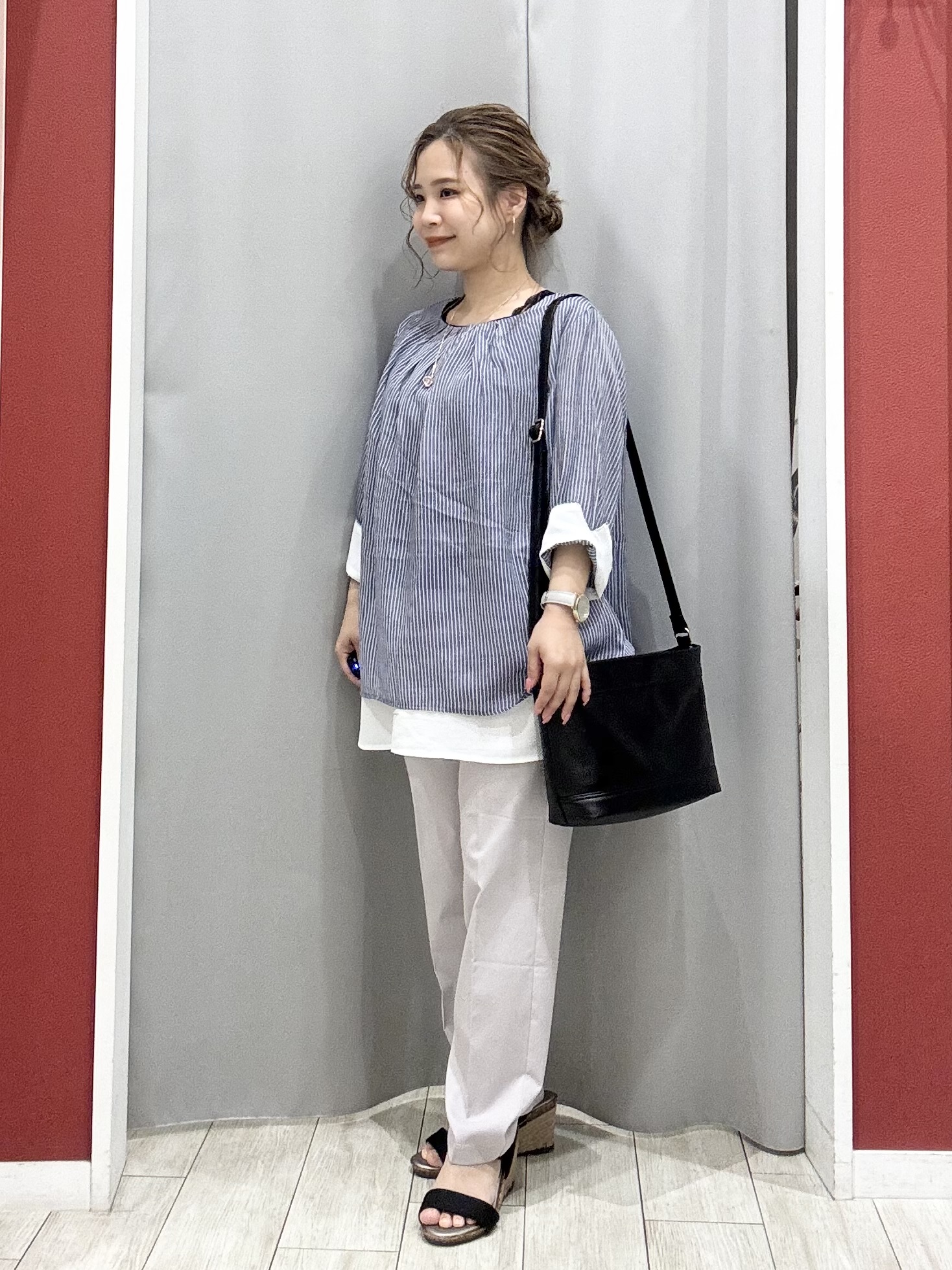 shioさんの「SHOO･LA･RUE｜【洗濯機可/体型カバー】1枚でサマ見え 7分袖スラブレイヤード風トップス」を使ったコーディネート