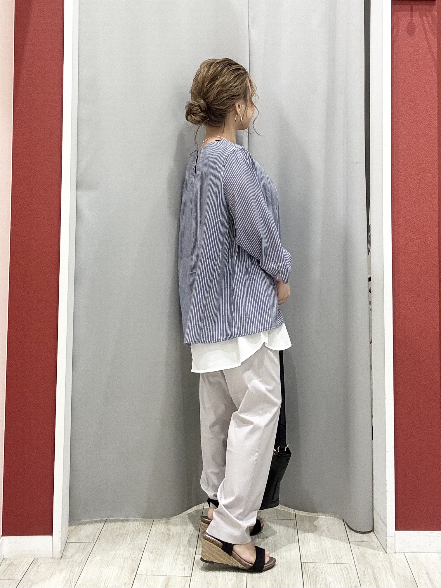 shioさんの「SHOO･LA･RUE｜【洗濯機可/体型カバー】1枚でサマ見え 7分袖スラブレイヤード風トップス」を使ったコーディネート