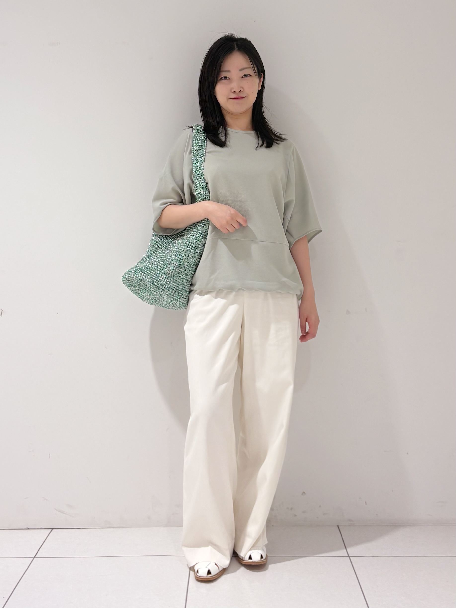 momokoさんの「INDIVI｜【洗える／2WAY／裾ドロスト付き】 ドルマンスリーブチュニックトップス」を使ったコーディネート