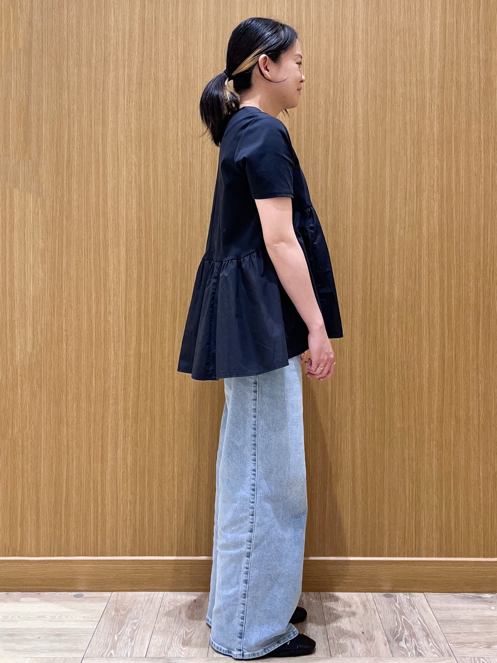 aさんの「OPAQUE.CLIP｜ペプラムドッキングカットソー【洗濯機OK】」を使ったコーディネート