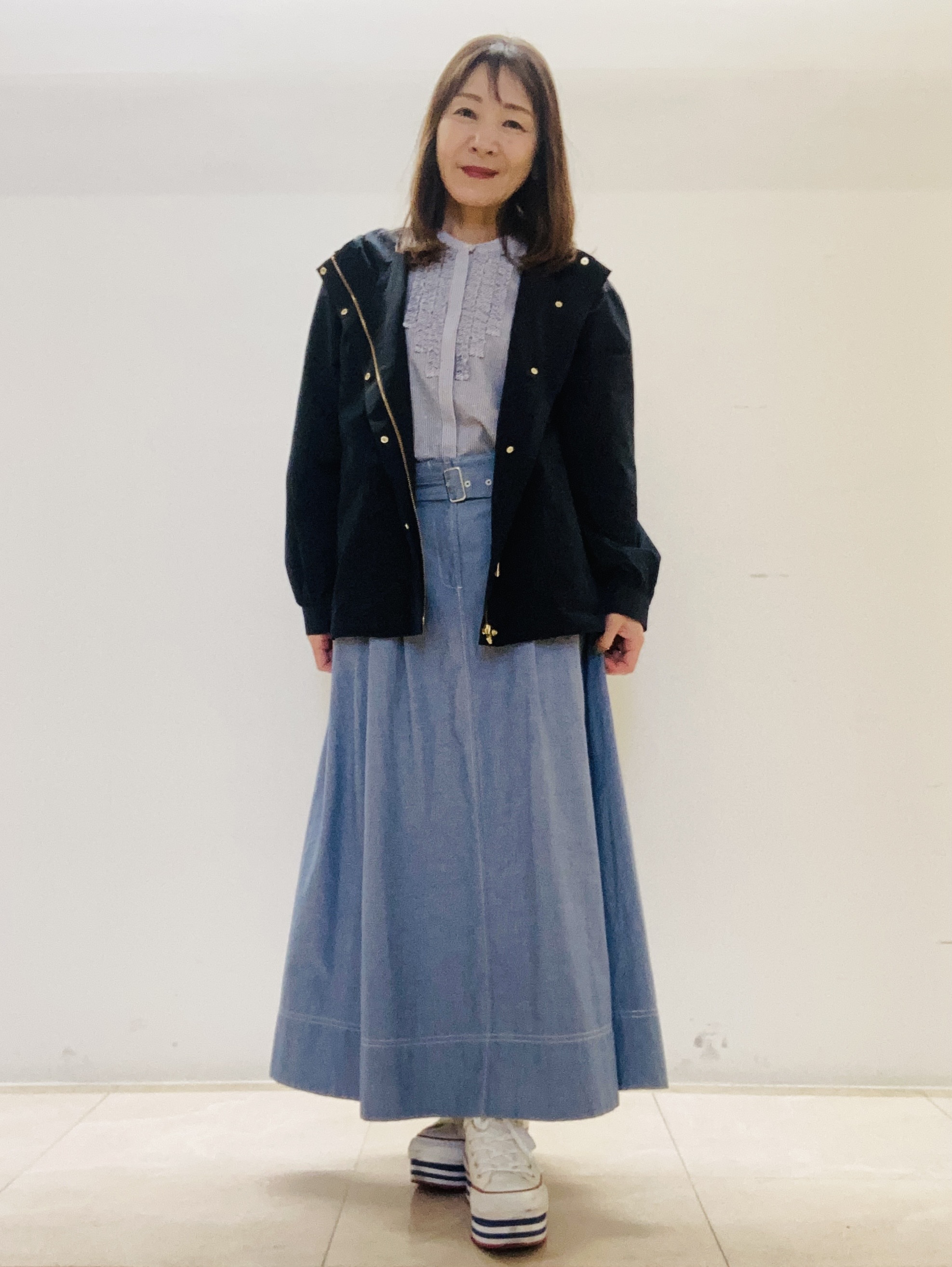 kurodaさんの「Reflect｜【接触冷感】八分袖フロントフリルブラウス」を使ったコーディネート