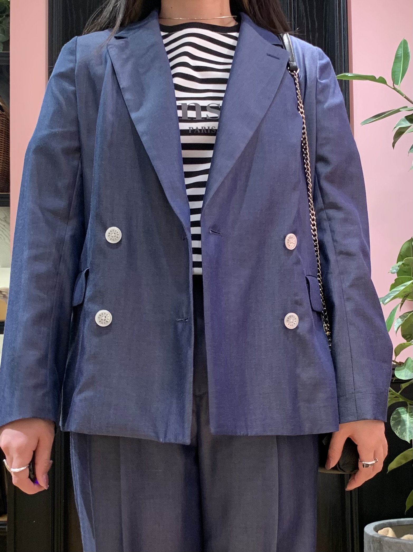 SAKAIさんの「DRESSTERIOR｜【接触冷感／抗菌防臭／消臭】アイスクリアコットンBonsoirロゴボーダーTシャツ」を使ったコーディネート