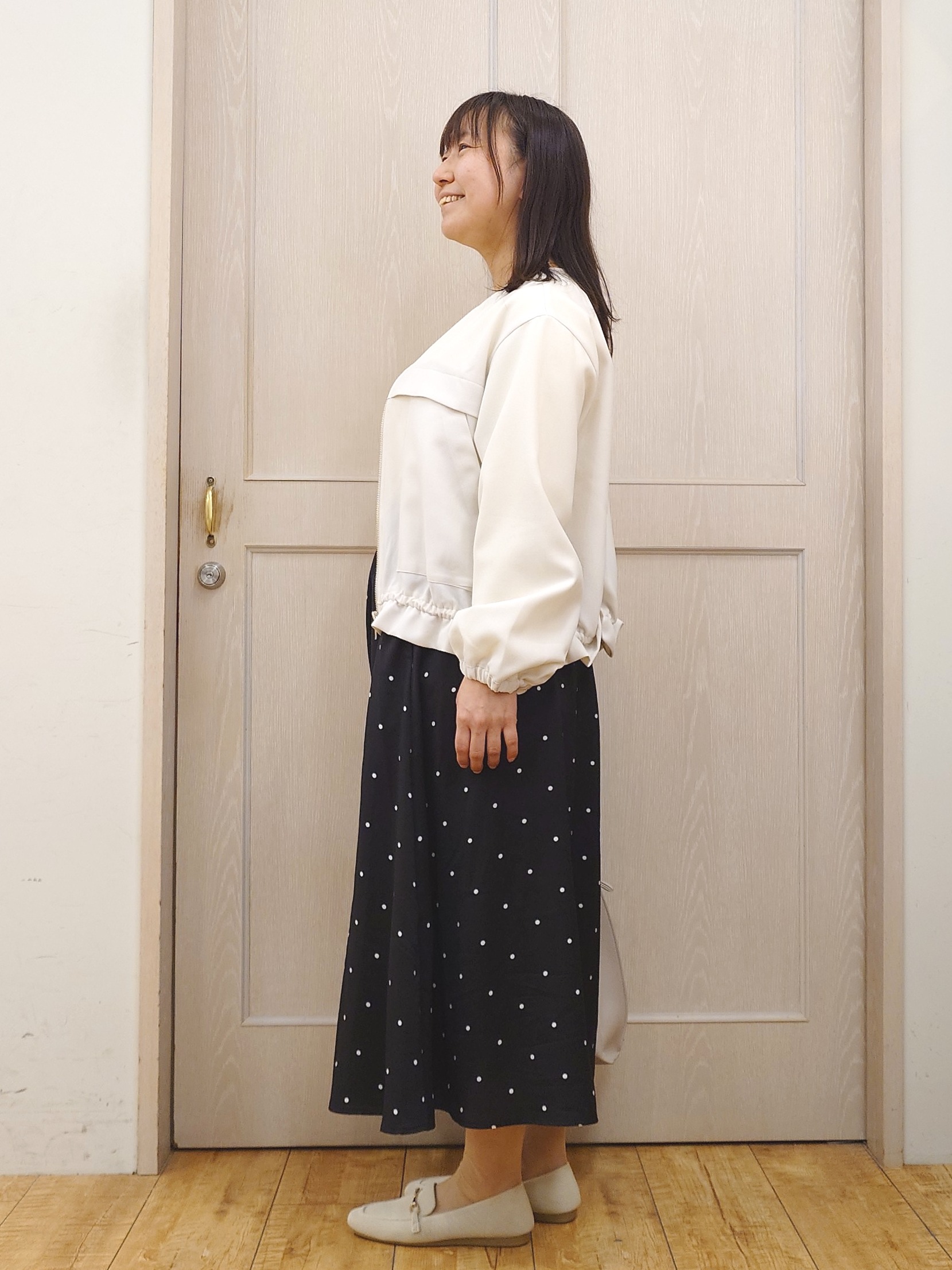とろろさんの「SHOO･LA･RUE｜【S-LL】スタイルアップを叶える　大人のドロストブルゾン」を使ったコーディネート