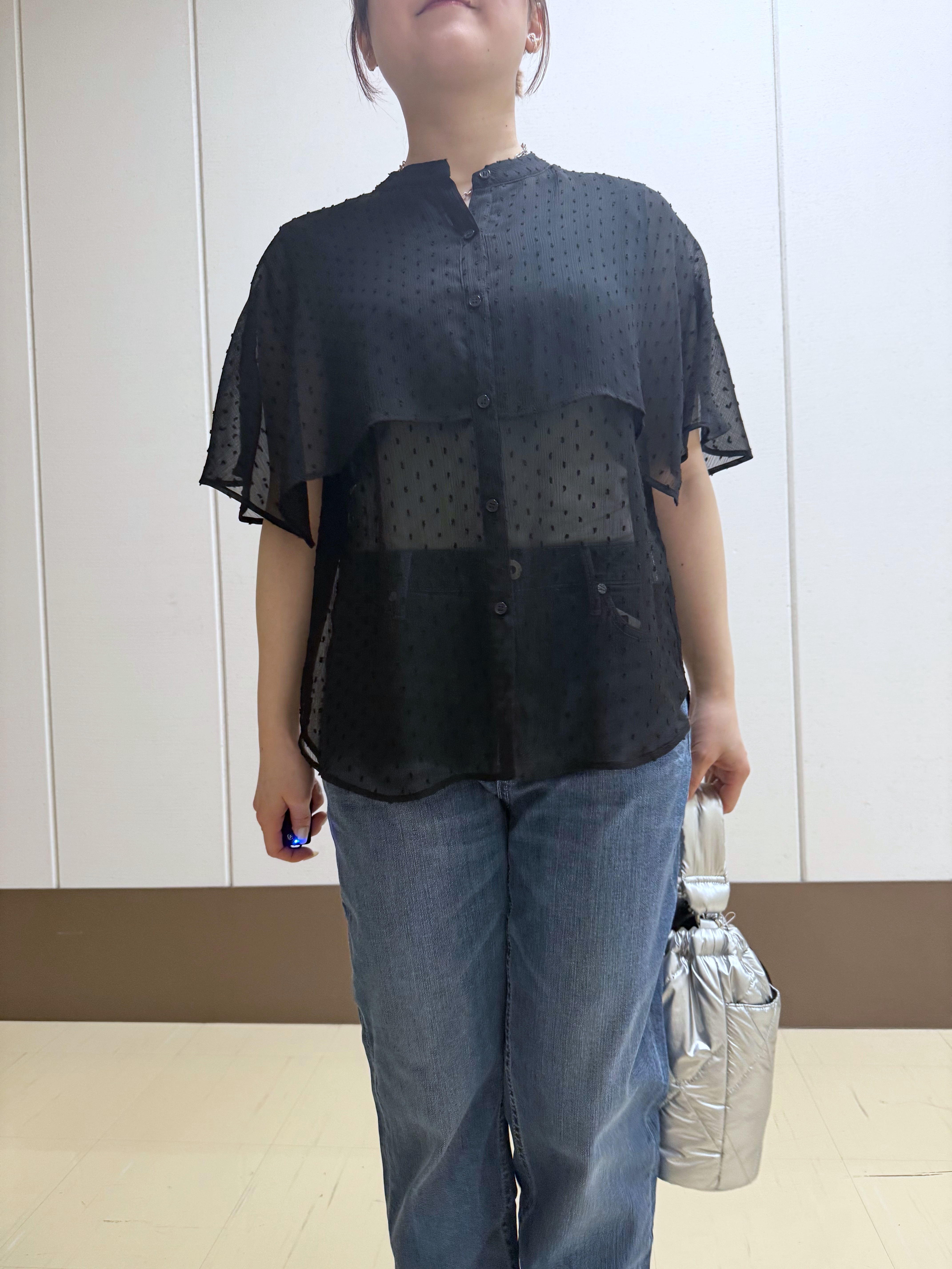Rikoさんの「INDIVI｜【洗える／ドットモチーフ】ケープスリーブブラウス」を使ったコーディネート