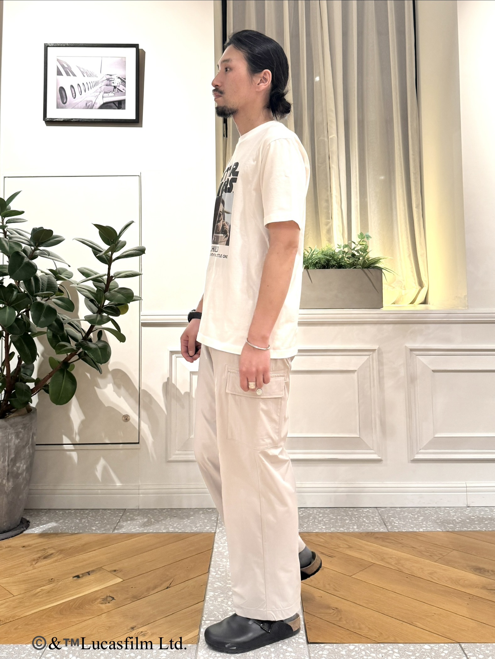 kawarataniさんの「DRESSTERIOR｜【接触冷感】STAR WARS カプセルグローグTシャツ」を使ったコーディネート