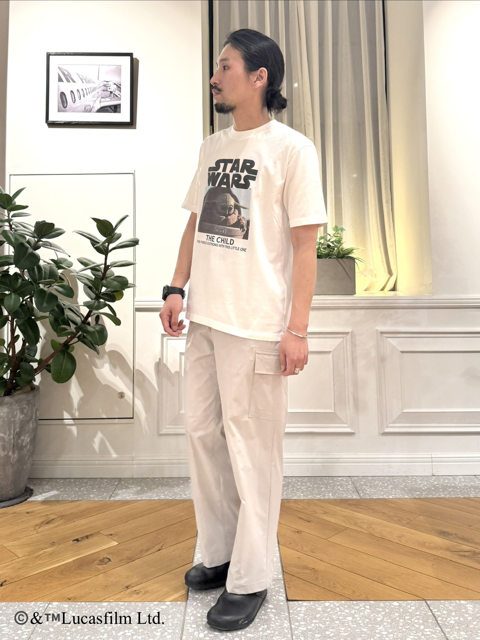 kawarataniさんの「DRESSTERIOR｜【接触冷感】STAR WARS カプセルグローグTシャツ」を使ったコーディネート