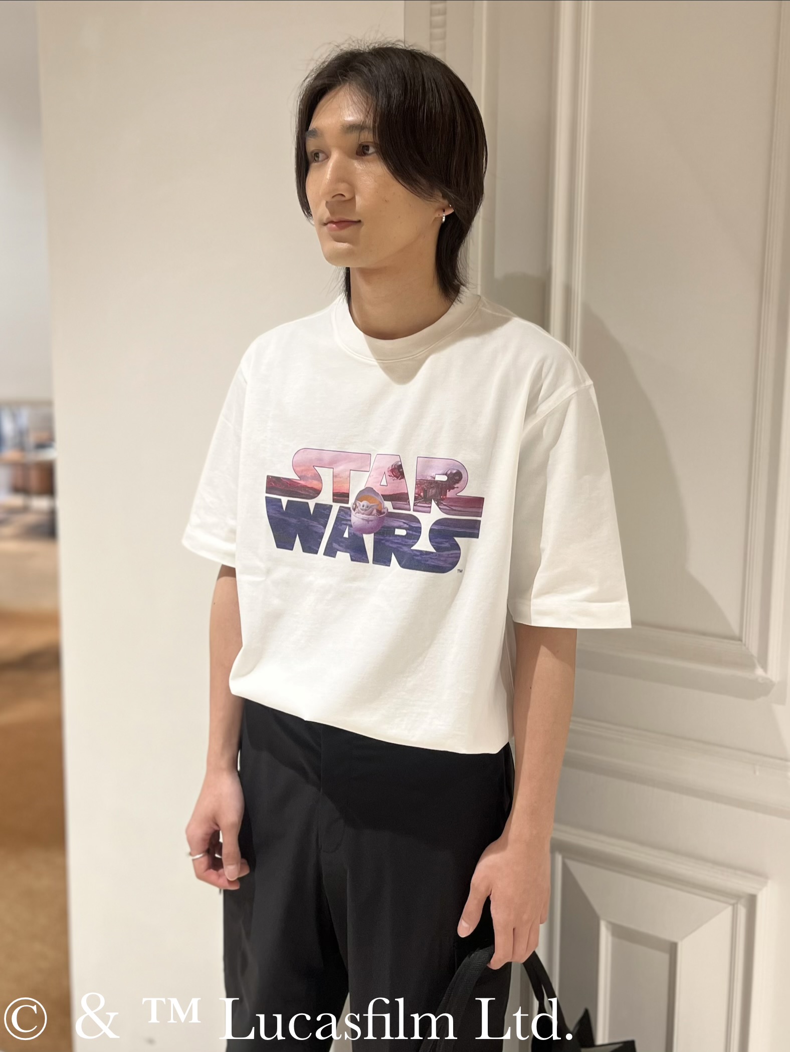 Watanabeさんの「DRESSTERIOR｜【接触冷感】STAR WARS ロゴTシャツ」を使ったコーディネート