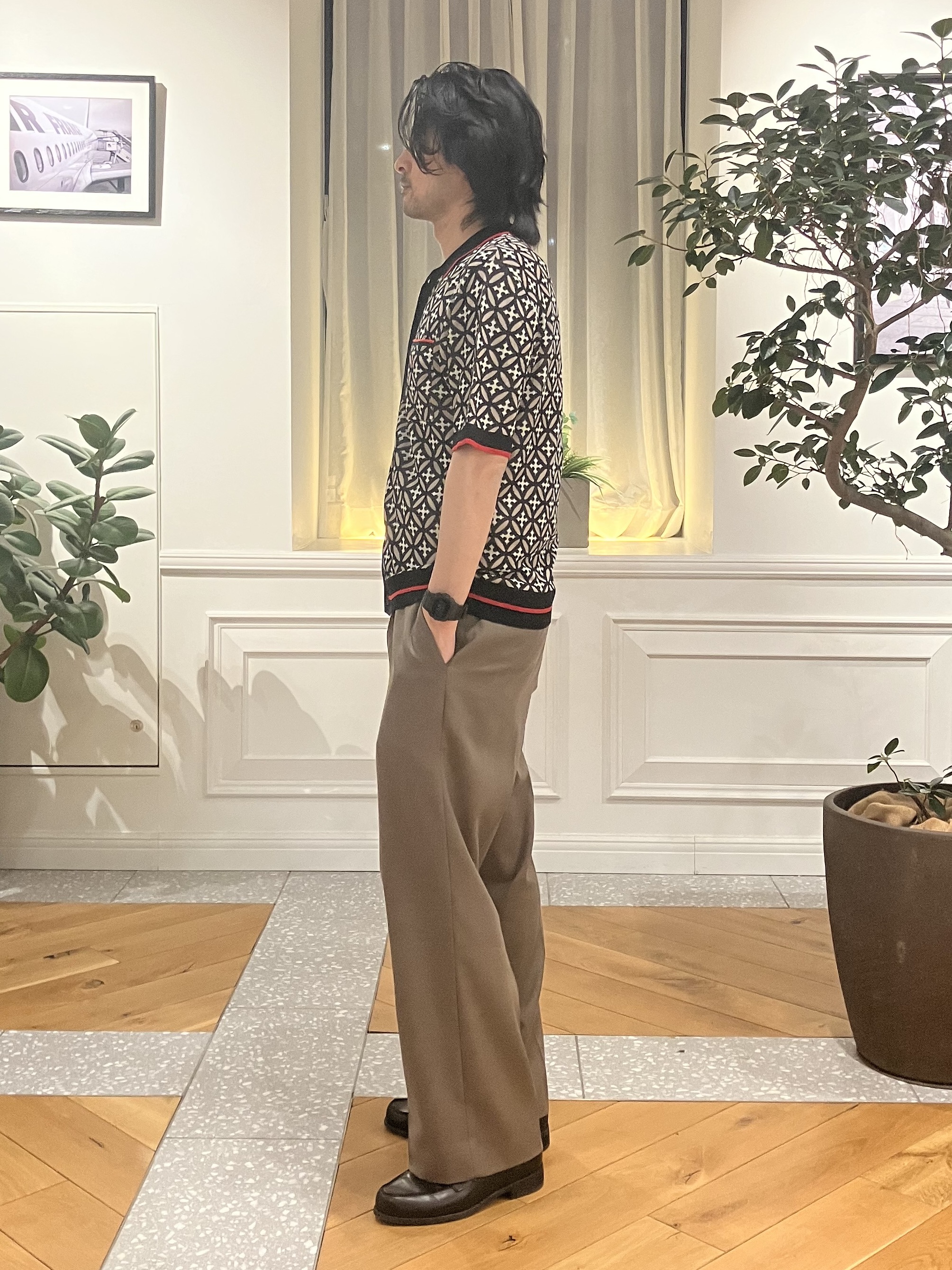 junyaさんの「DRESSTERIOR｜【ウォッシャブル】オーバーラップサークル ニットシャツ」を使ったコーディネート