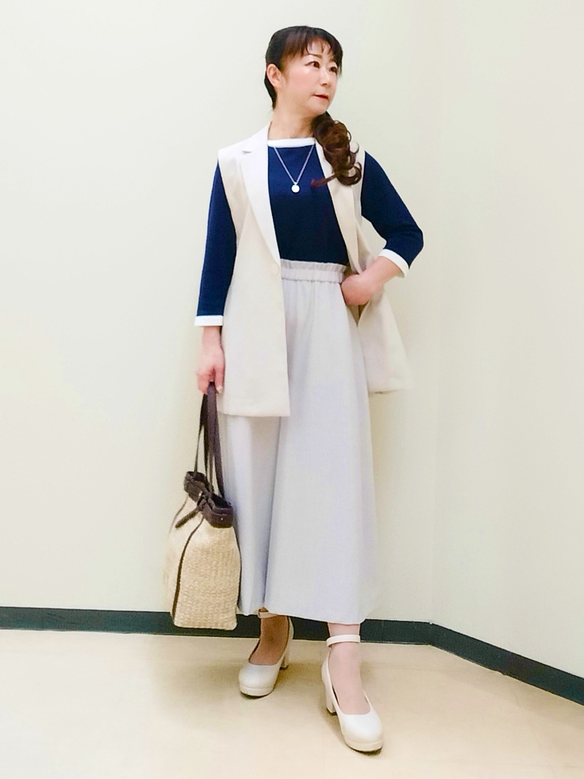 花さんの「Reflect｜【セットアップ可】リネンライクジレ」を使ったコーディネート