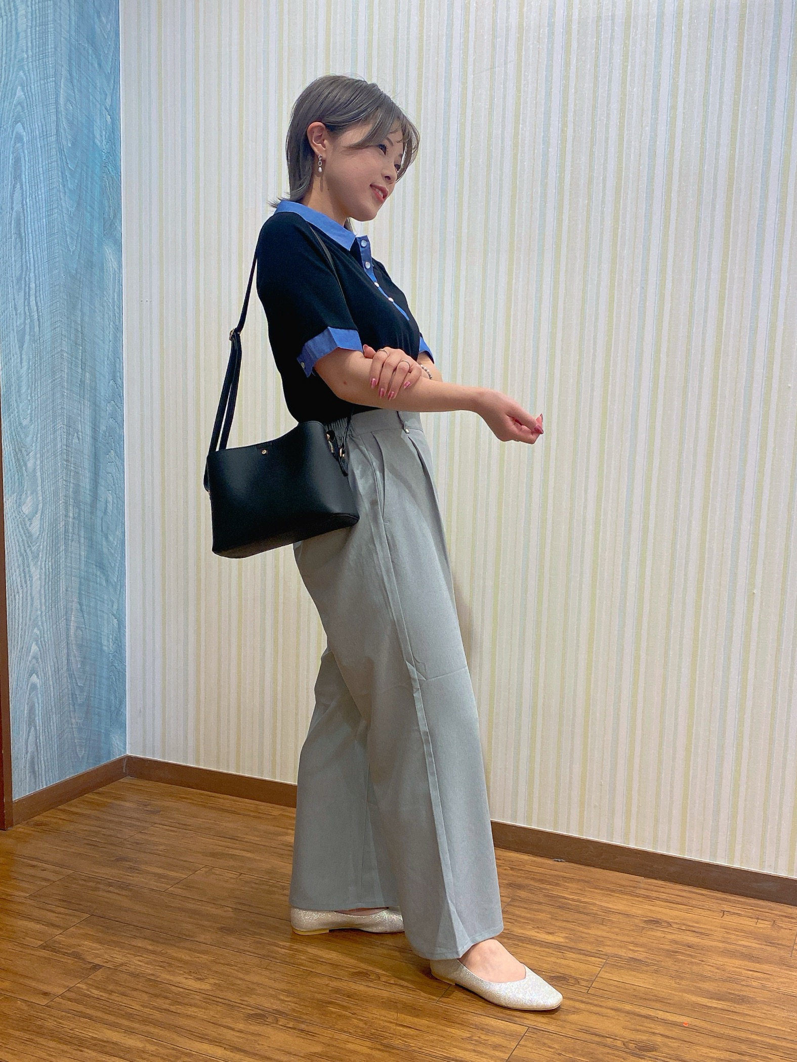 ayaさんの「SHOO･LA･RUE｜【洗濯機可/S-LL】シャツレイヤード風 テレコポロトップス」を使ったコーディネート