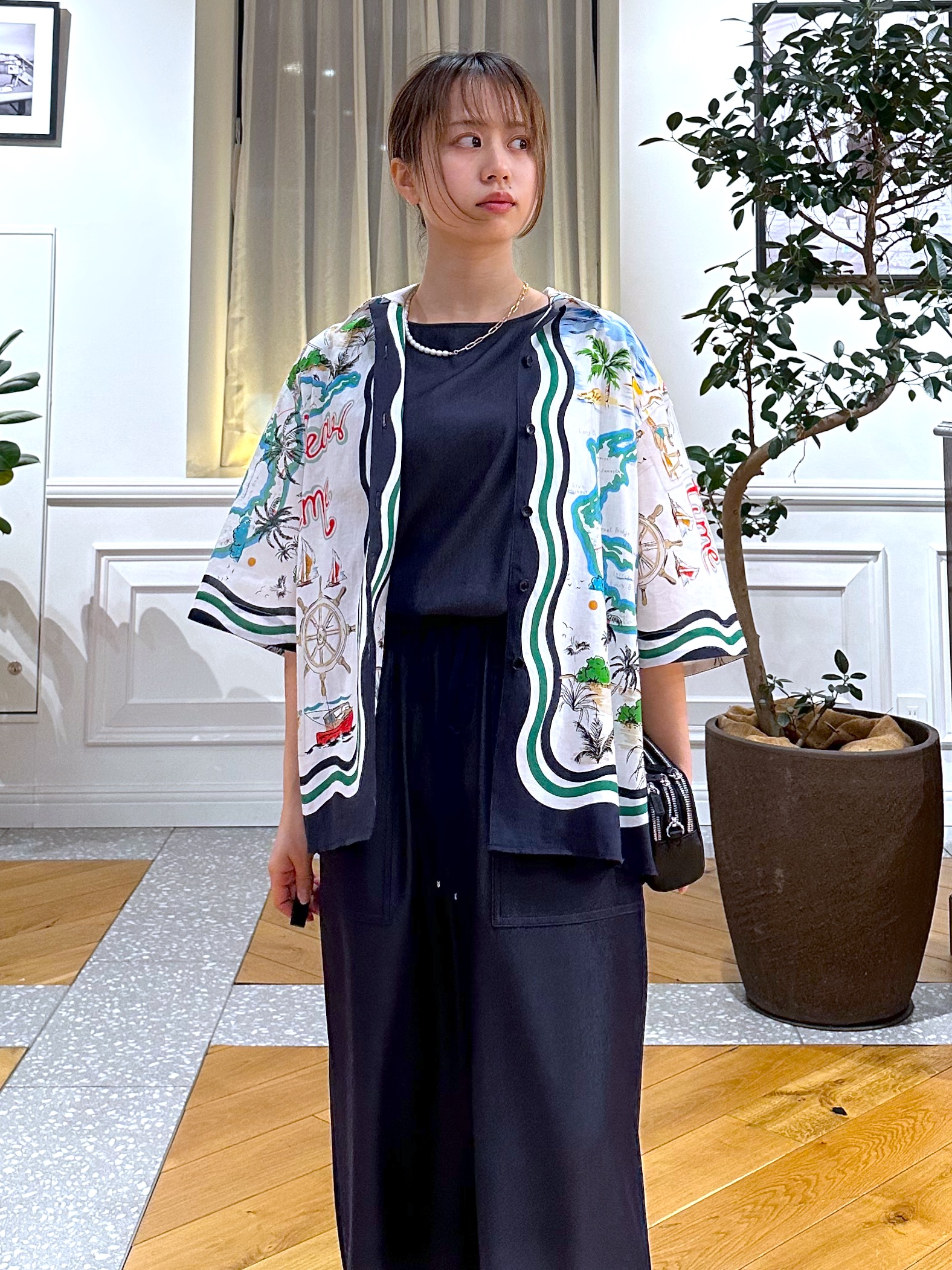 なべこさんの「DRESSTERIOR｜muller of yoshiokubo（ミュラーオブヨシオクボ）ブラウス」を使ったコーディネート