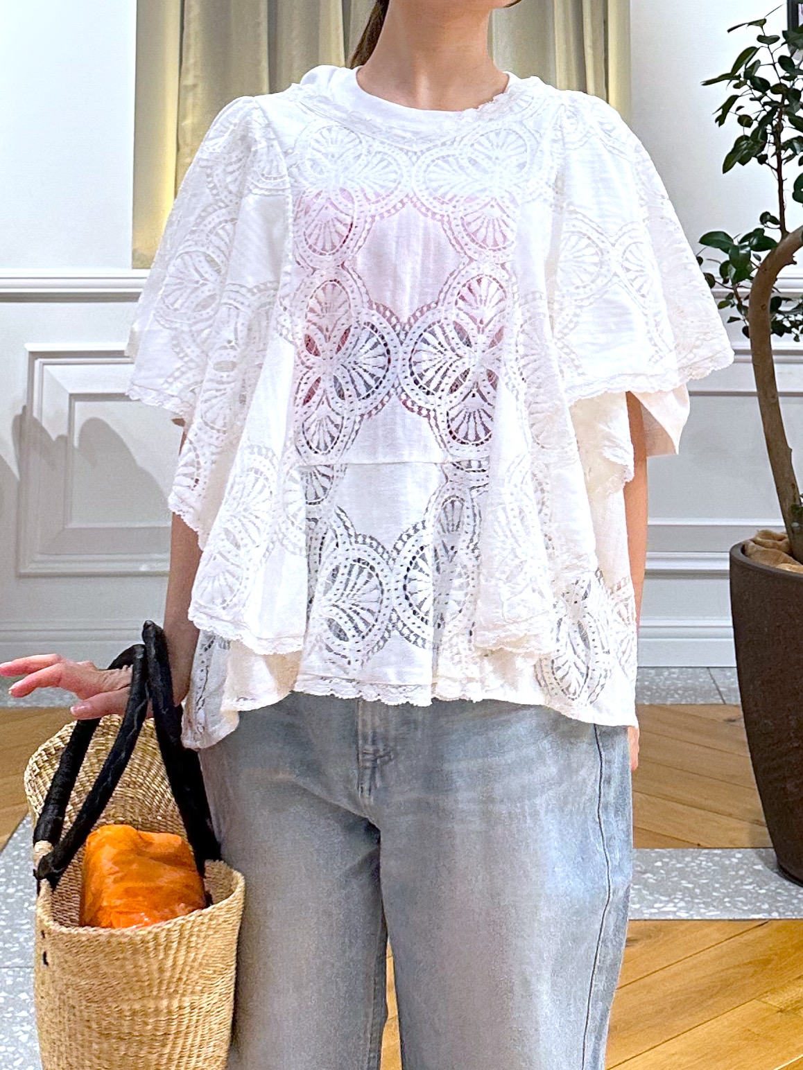 なべこさんの「DRESSTERIOR｜ラッセルレース ブラウス」を使ったコーディネート