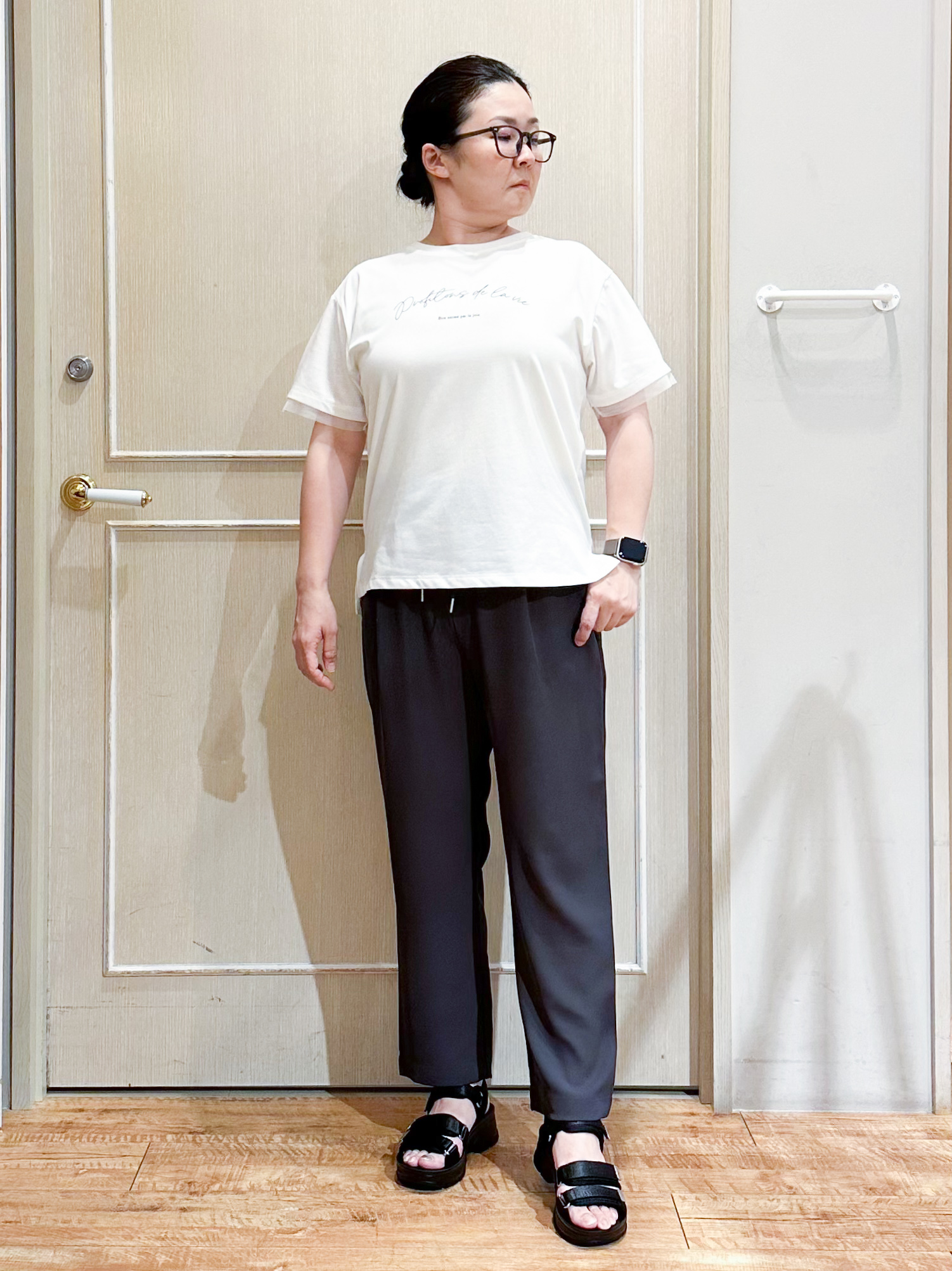 umeさんの「SHOO･LA･RUE｜【綿100%/UV/S-LL/体型カバー】優しく透ける 柔らかシアーデニムシャツ」を使ったコーディネート