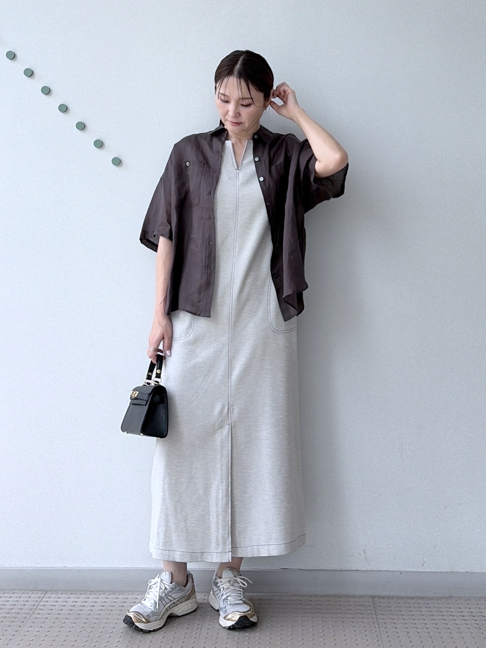 yoshikadoさんの「DRESSTERIOR｜ピュアラミー シャツ」を使ったコーディネート