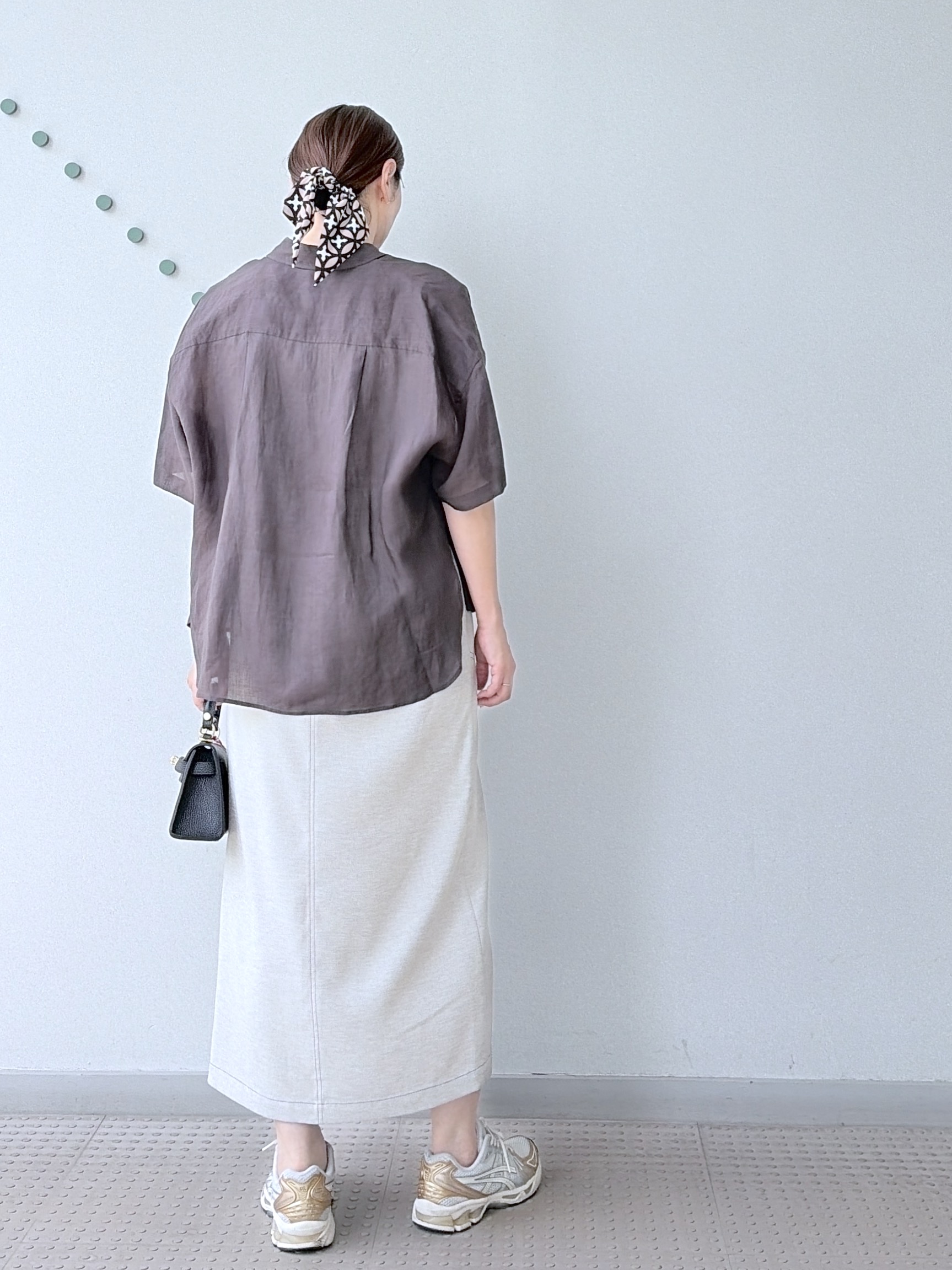 yoshikadoさんの「DRESSTERIOR｜ピュアラミー シャツ」を使ったコーディネート