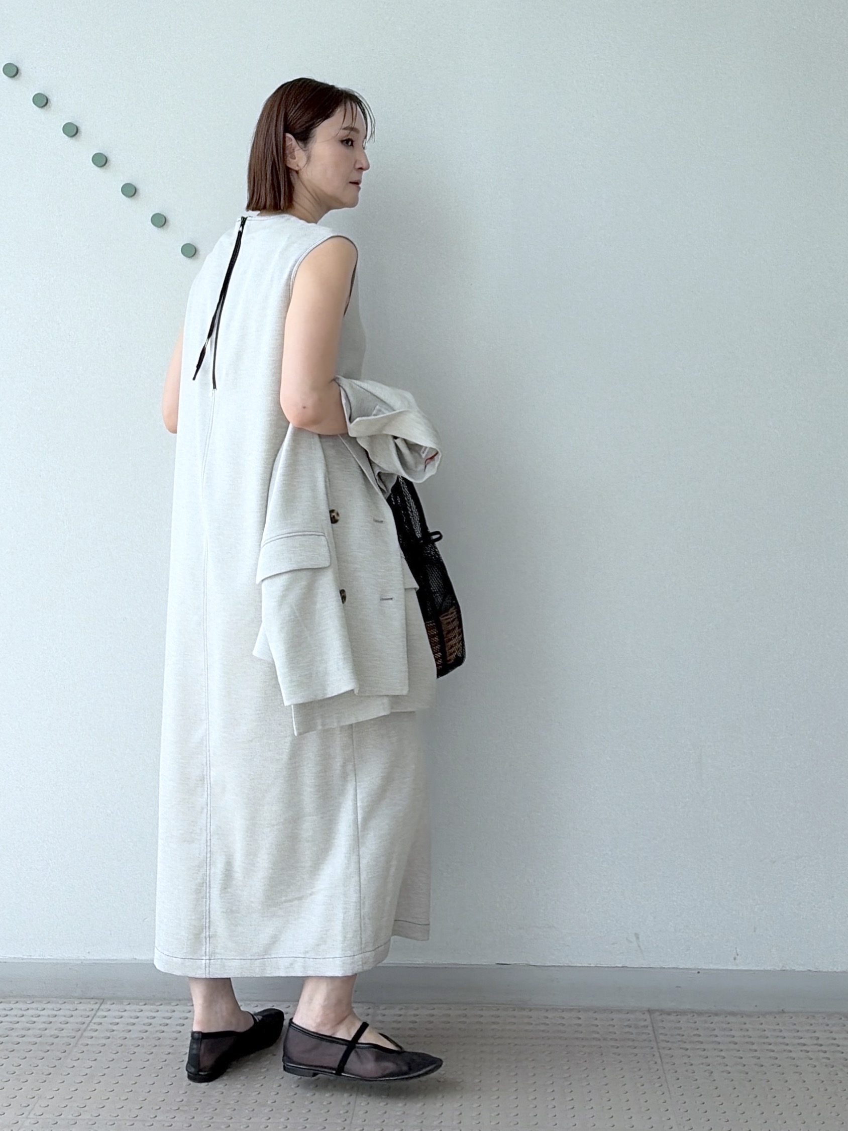 yoshikadoさんの「DRESSTERIOR｜【セットアップ可/UVカット/接触冷感/吸水速乾】ウォッシャブル リネンライクドルマンジャケット」を使ったコーディネート