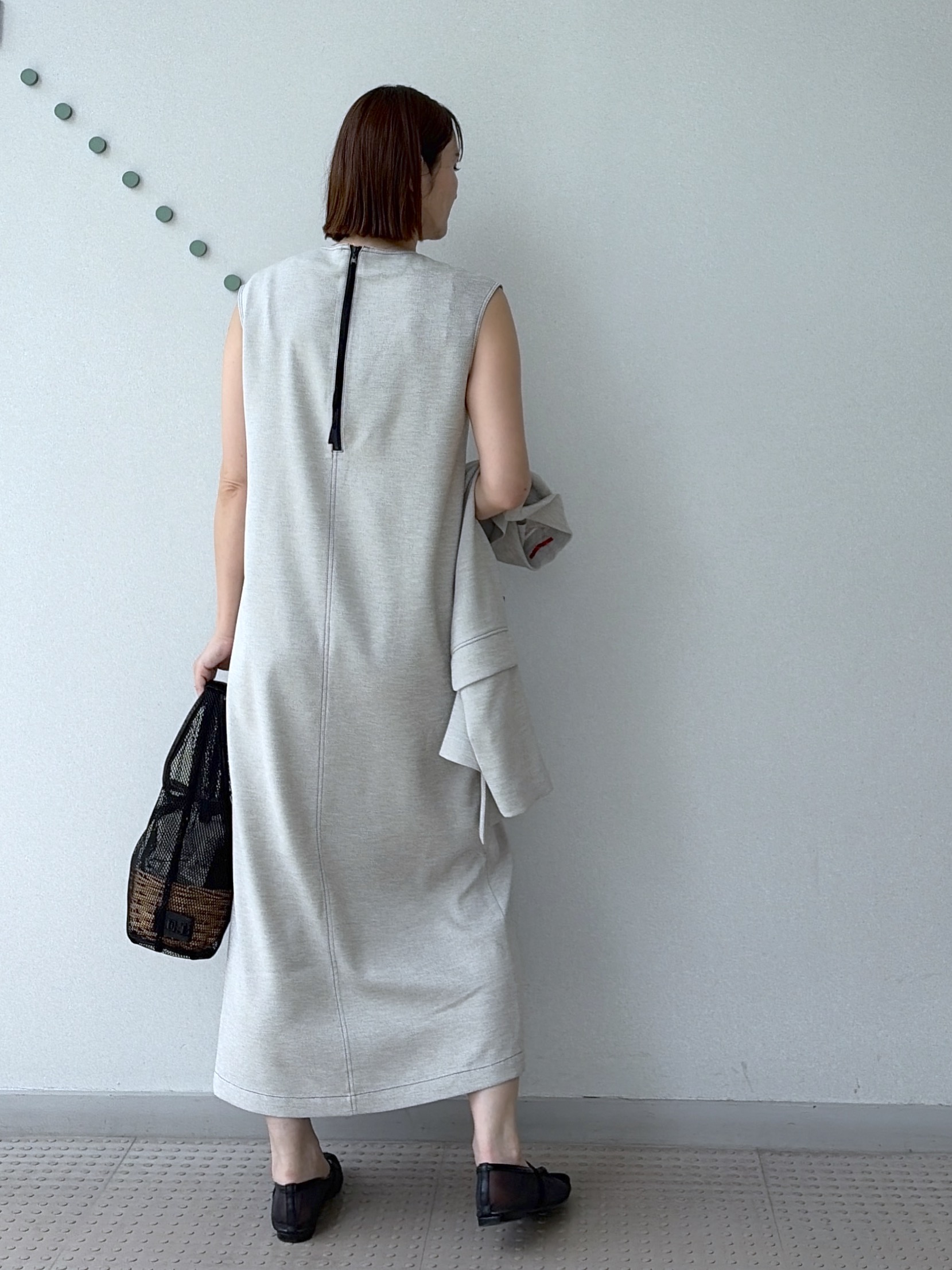 yoshikadoさんの「DRESSTERIOR｜【セットアップ可/UVカット/接触冷感/吸水速乾】ウォッシャブル リネンライクドルマンジャケット」を使ったコーディネート