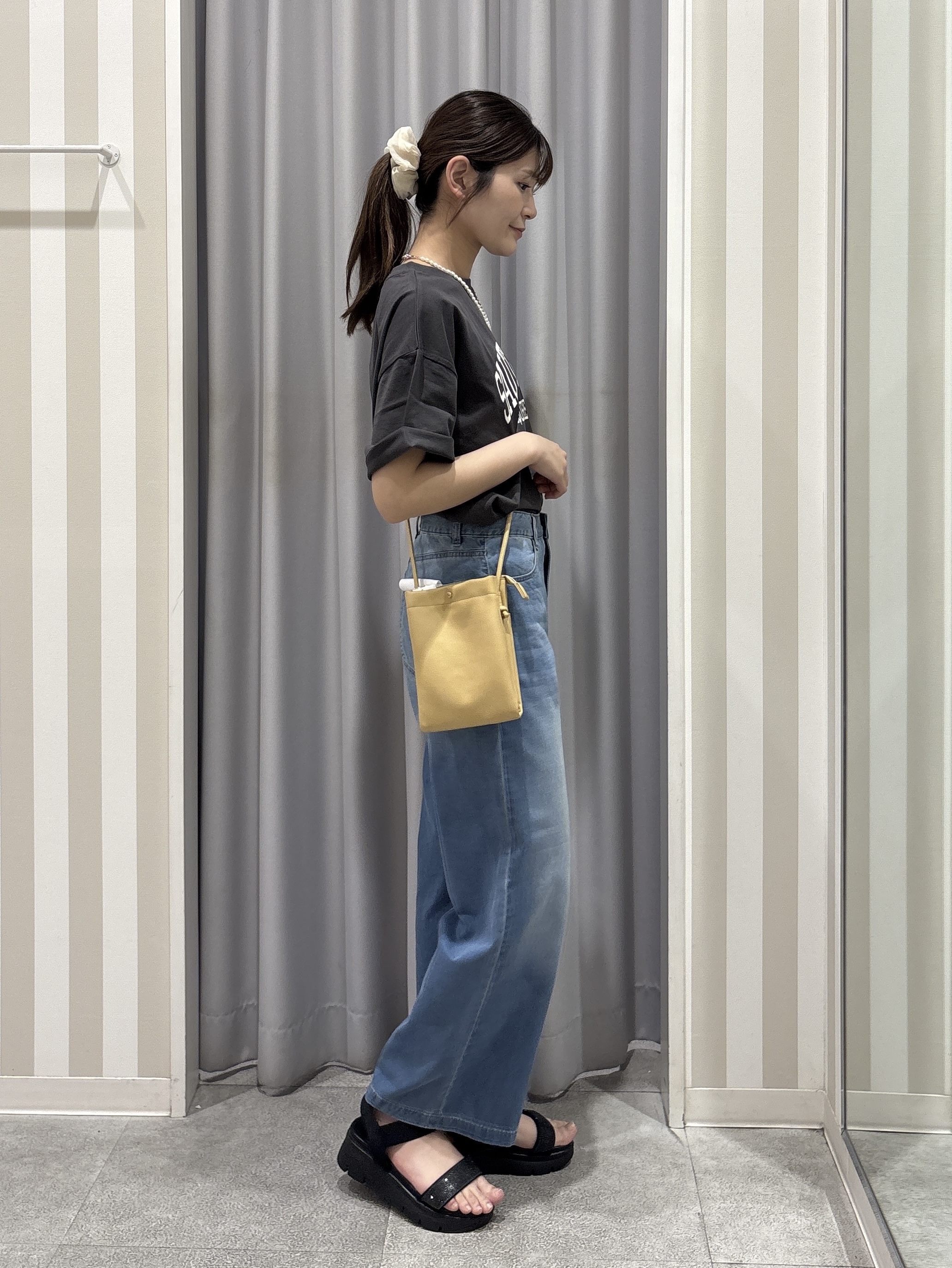 Rikaさんの「SHOO･LA･RUE｜【体型カバー】ふんわり質感 やわらかこなれシアーシャツ」を使ったコーディネート