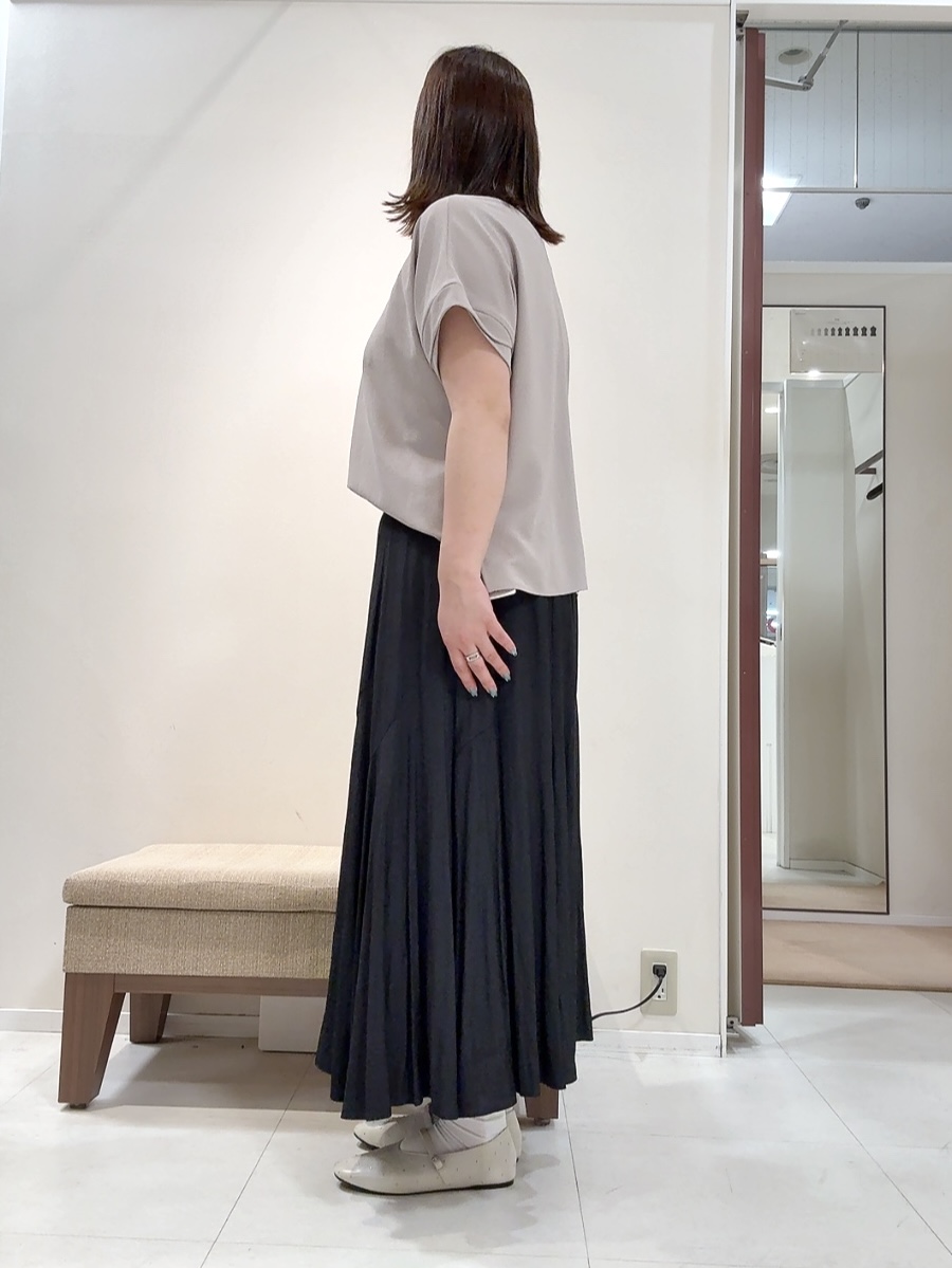 YUIさんの「UNTITLED｜【新色追加/セットアップ可】エアリー ダブルブレストジャケット」を使ったコーディネート