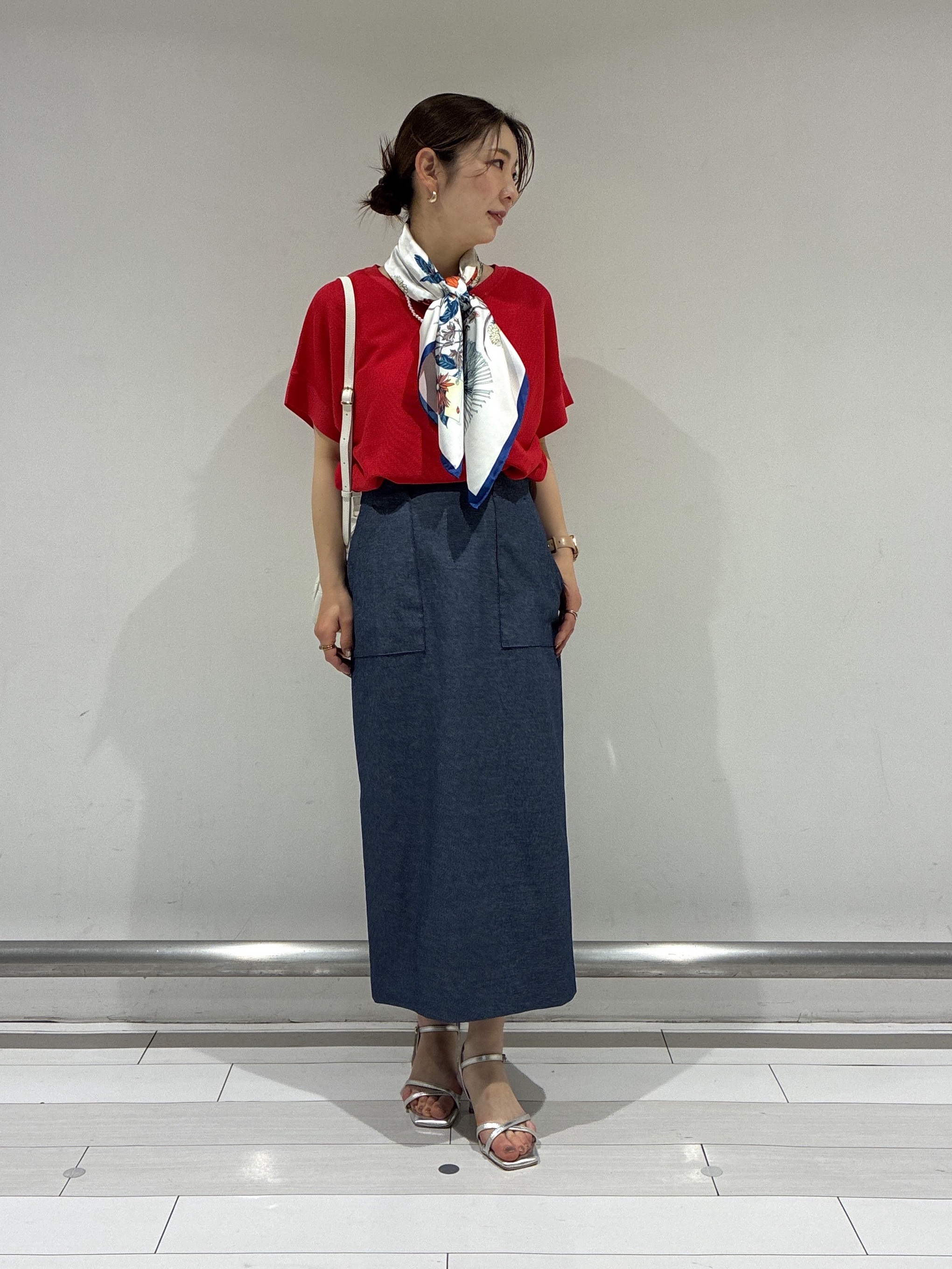 Rinさんの「UNTITLED｜【11色展開/体型カバー】前後2WAYフレンチスリーブニット」を使ったコーディネート