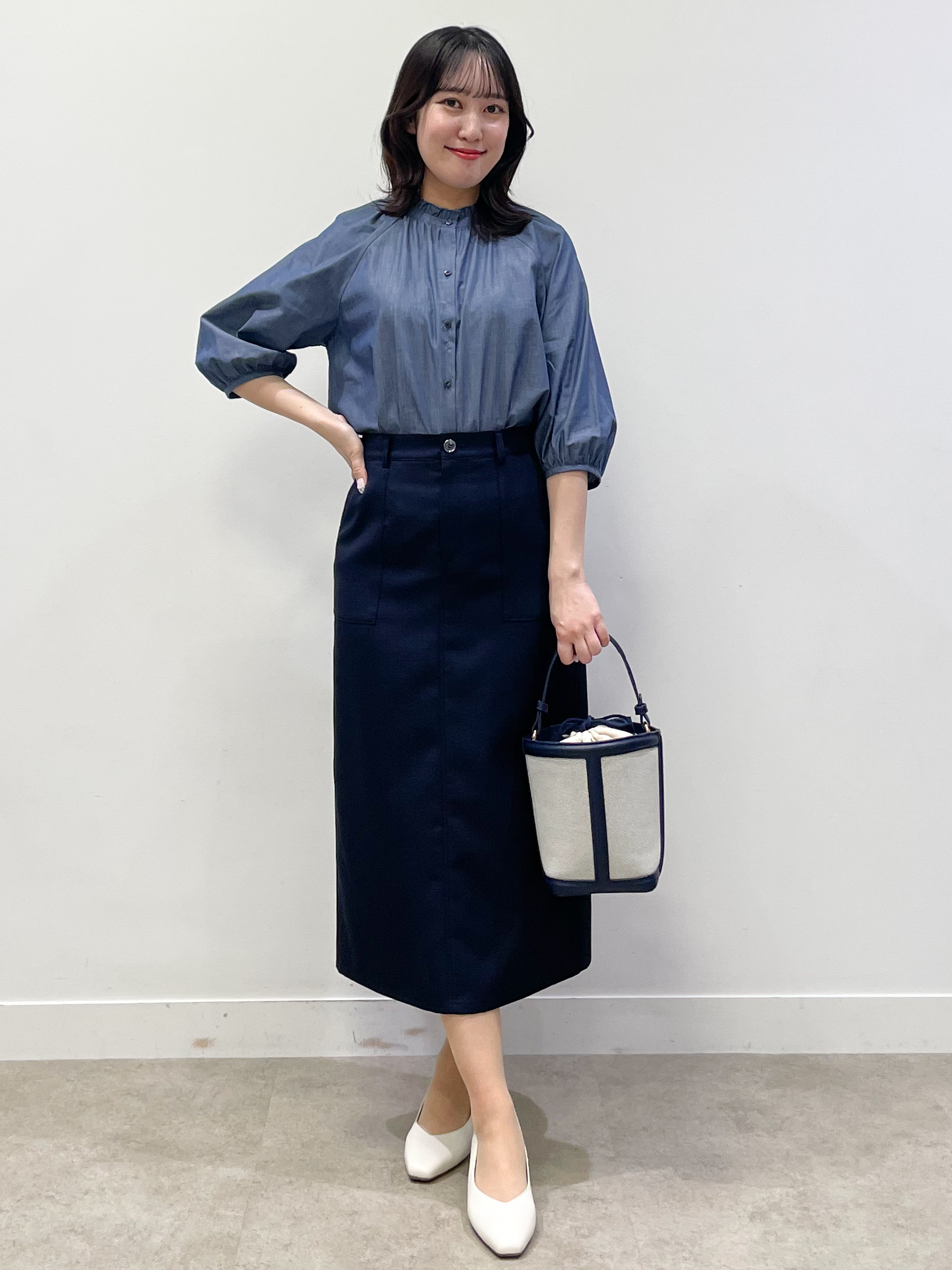 yukariさんの「Reflect｜フロントボタンデザインブラウス」を使ったコーディネート