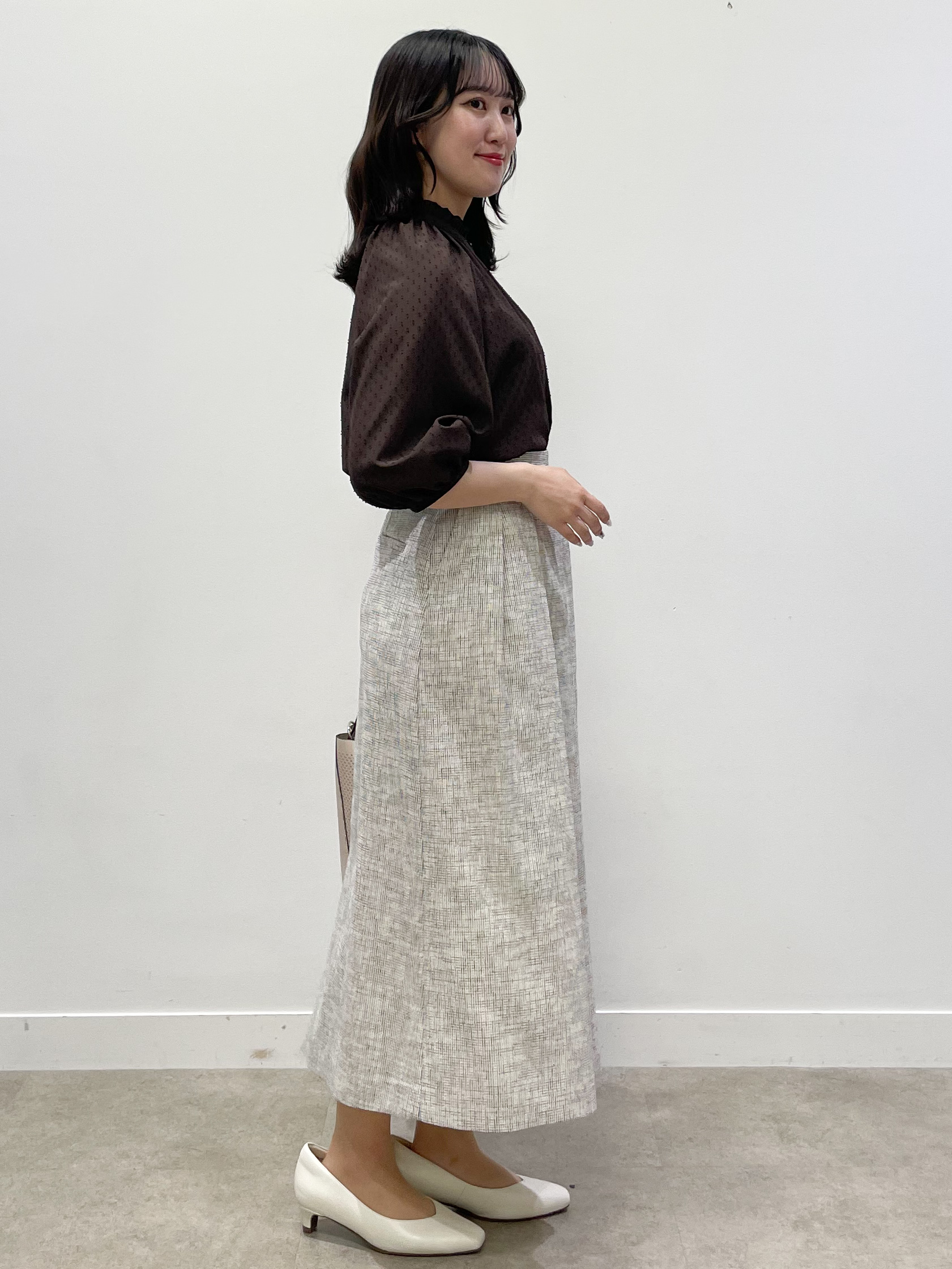 yukariさんの「Reflect｜フロントボタンデザインブラウス」を使ったコーディネート