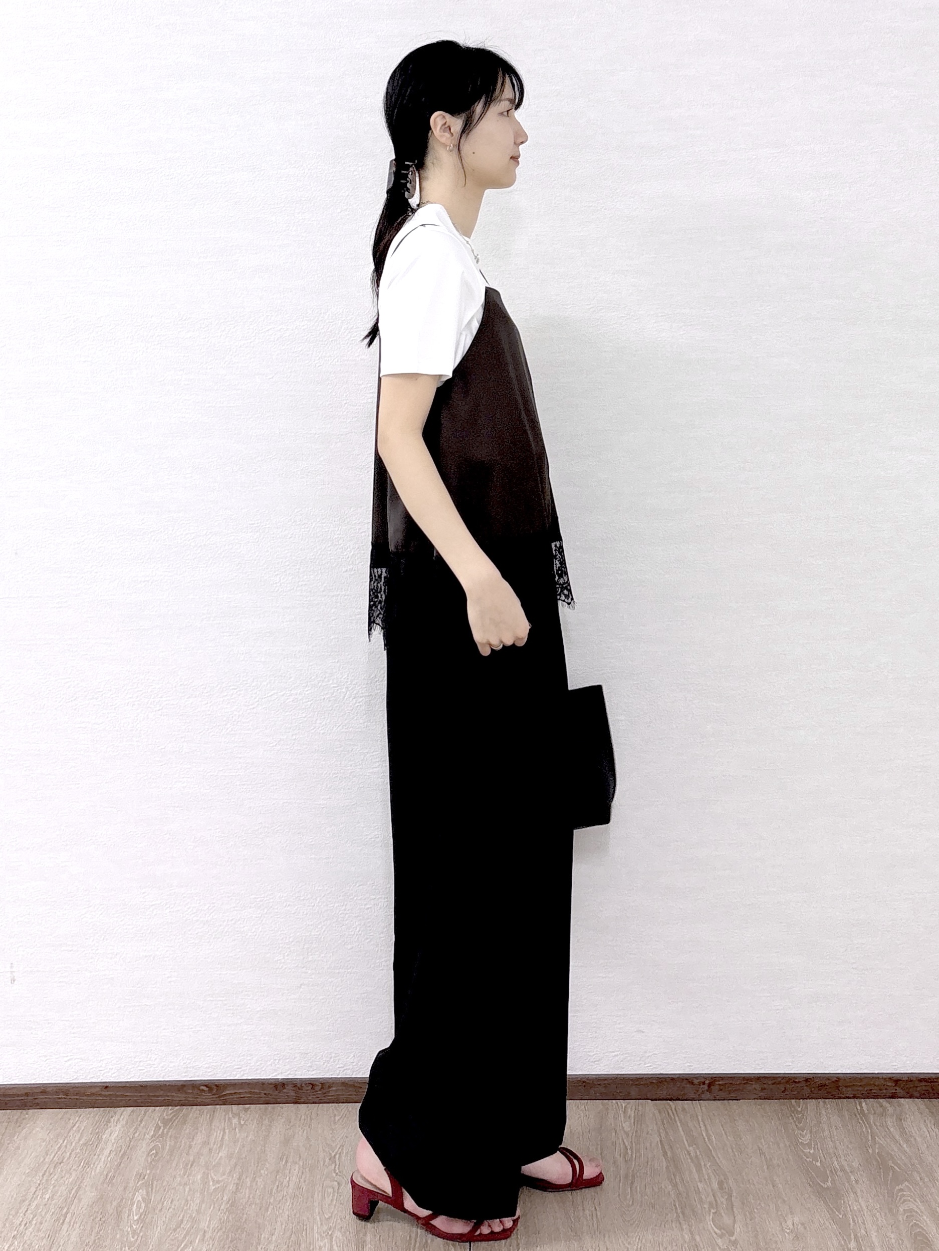 sachikoさんの「OPAQUE.CLIP｜裾レースサテンキャミブラウス【洗濯機OK】」を使ったコーディネート