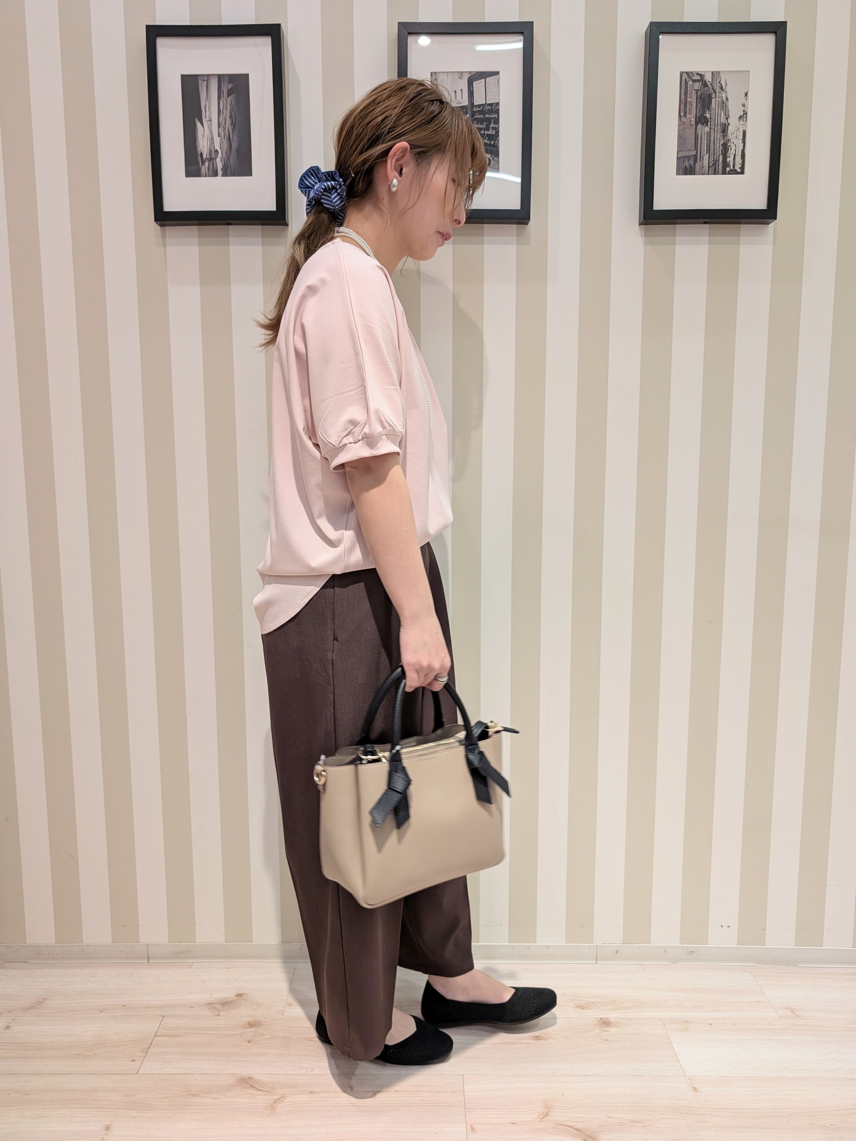 otaさんの「SHOO･LA･RUE｜【ひんやり/洗濯後しわになりにくい】インせず着られる さらっとタッチのドルマンブラウス」を使ったコーディネート