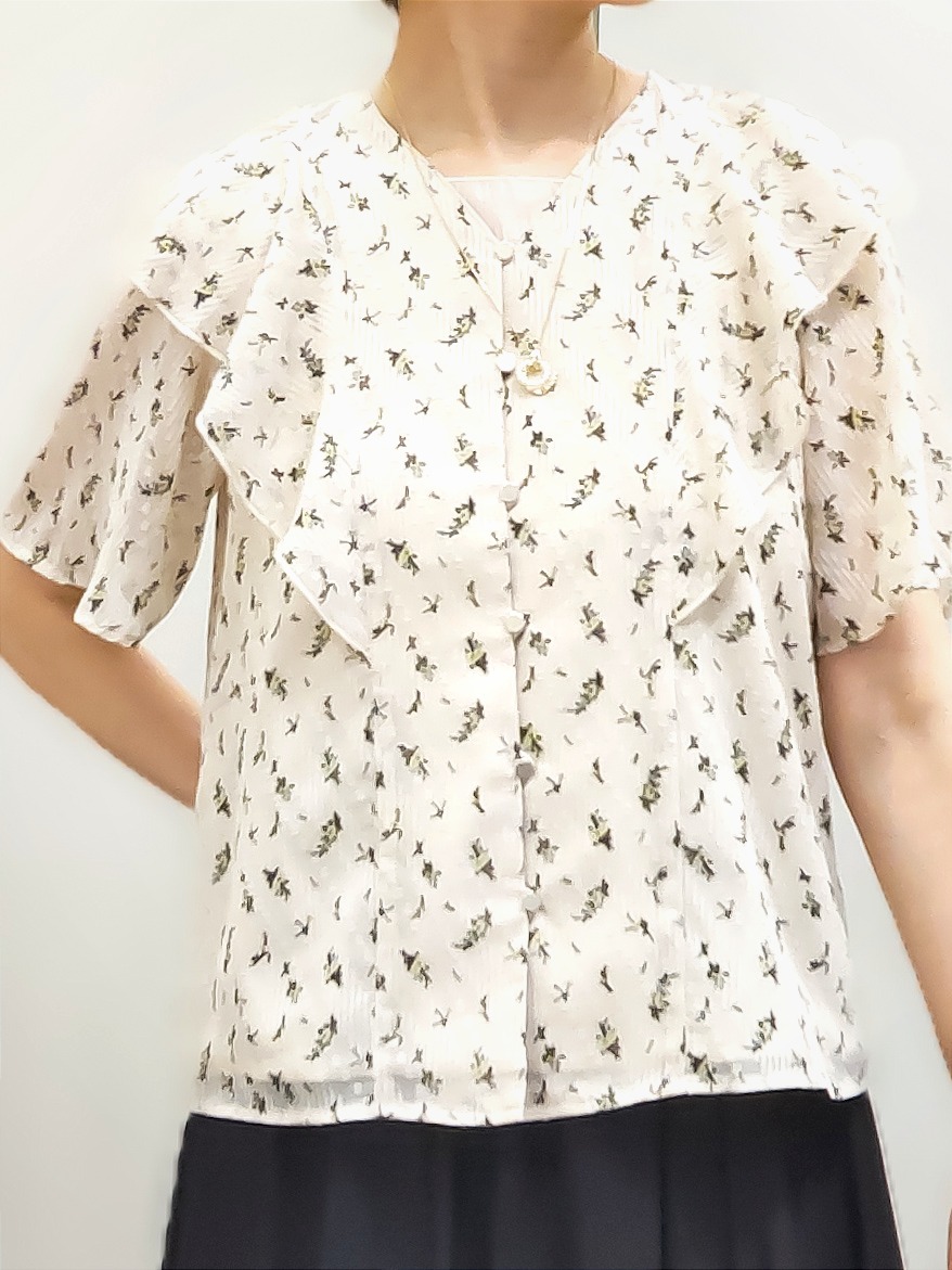 やまちゃんさんの「grove｜高評価！【接触冷感／UVカットetc】ベーシックショートカーディガン」を使ったコーディネート